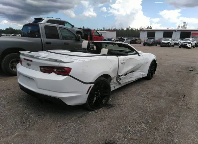 Photo 3 VIN: 1G1FB3DS6K0142107 - CHEVROLET CAMARO 