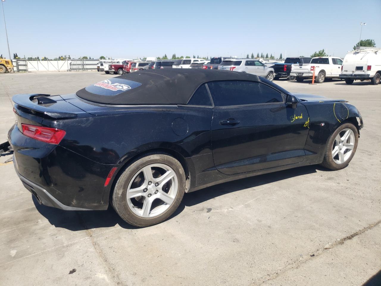 Photo 2 VIN: 1G1FB3DX7J0163283 - CHEVROLET CAMARO 