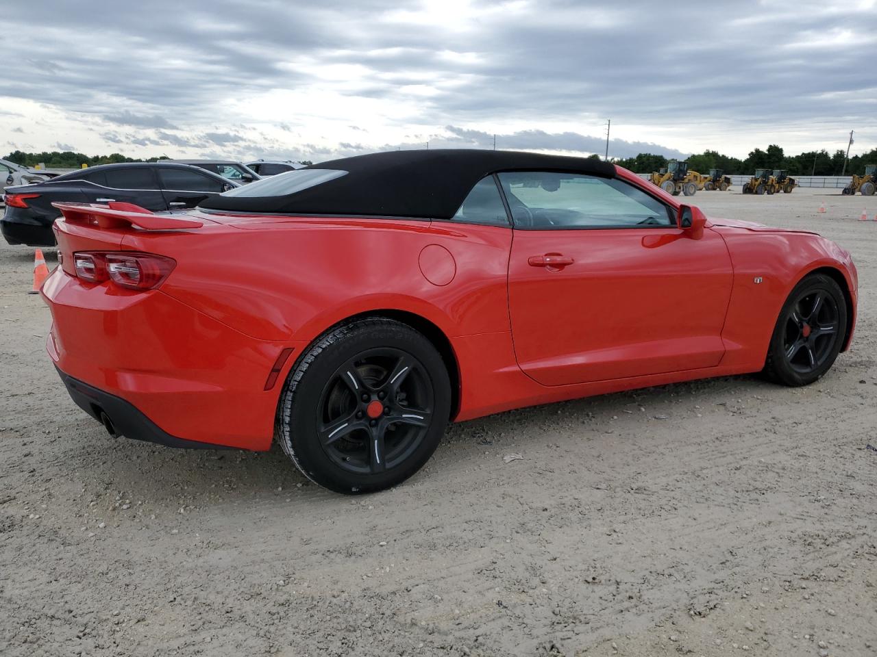 Photo 2 VIN: 1G1FB3DX9L0117926 - CHEVROLET CAMARO 