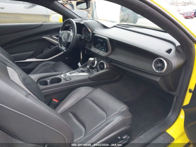 Photo 4 VIN: 1G1FD1RS3J0143298 - CHEVROLET CAMARO 