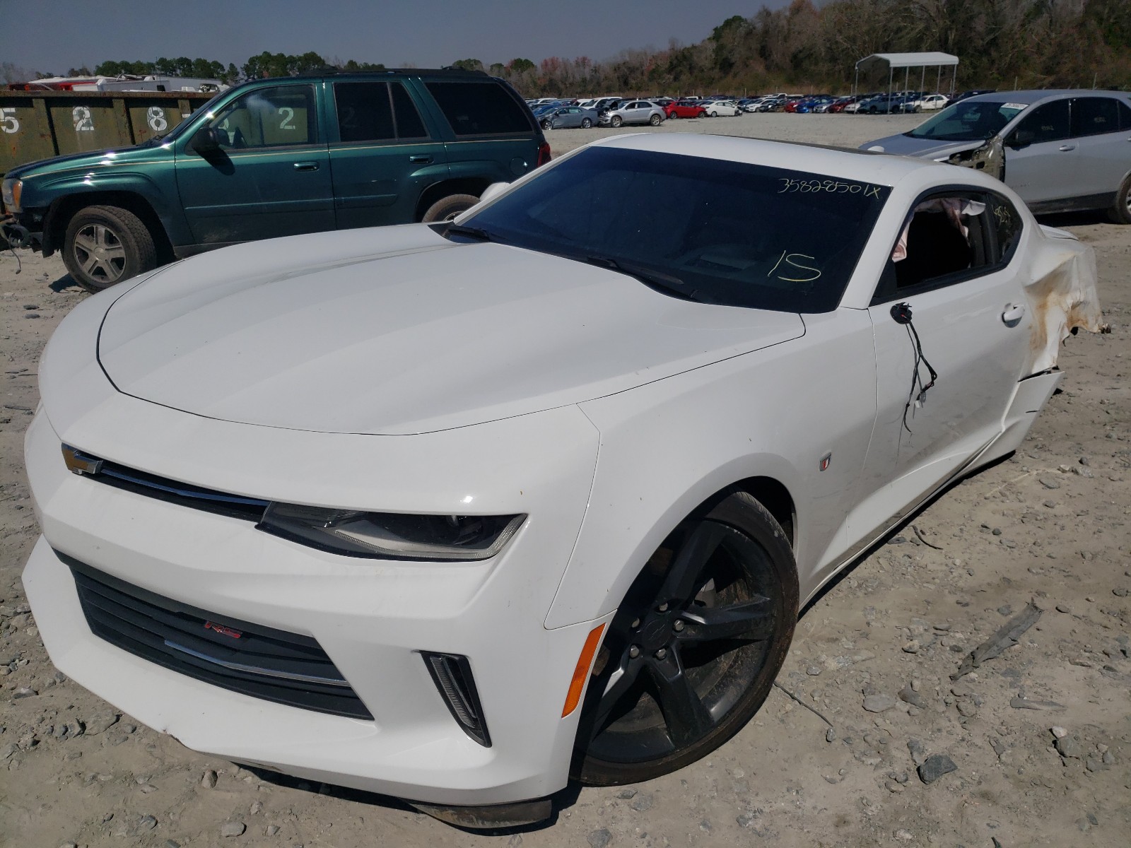 Photo 1 VIN: 1G1FD1RS8J0165877 - CHEVROLET CAMARO LT 