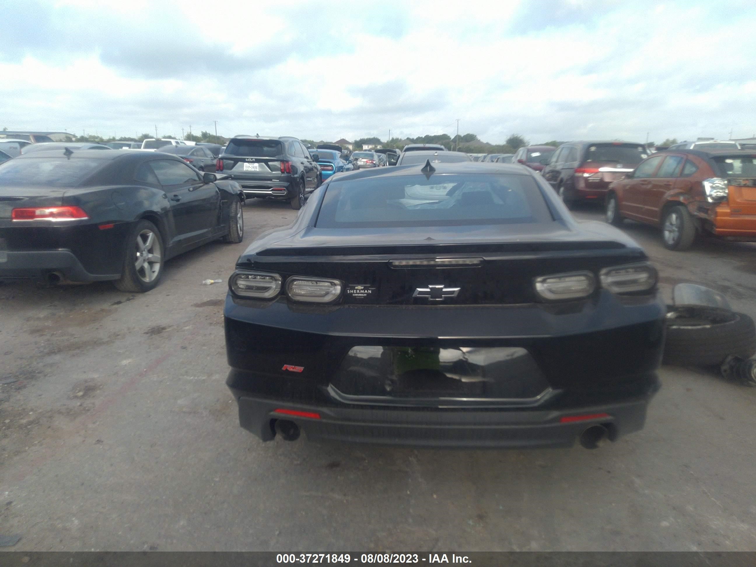 Photo 16 VIN: 1G1FD1RS8P0139661 - CHEVROLET CAMARO 