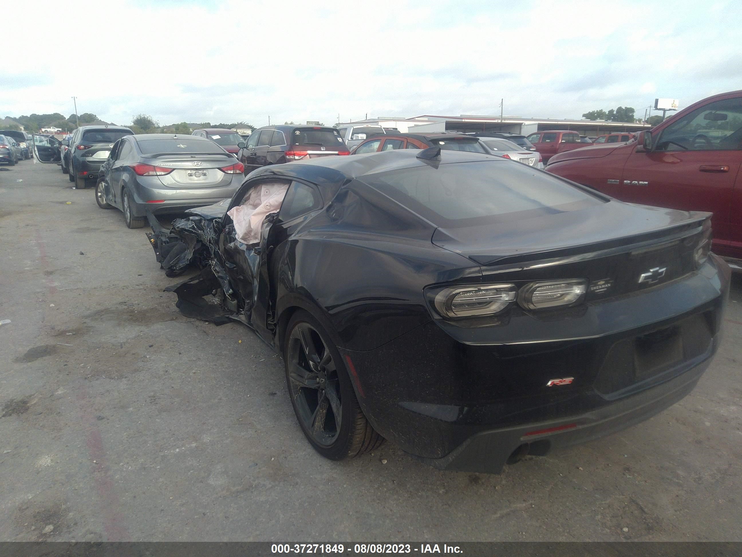 Photo 2 VIN: 1G1FD1RS8P0139661 - CHEVROLET CAMARO 