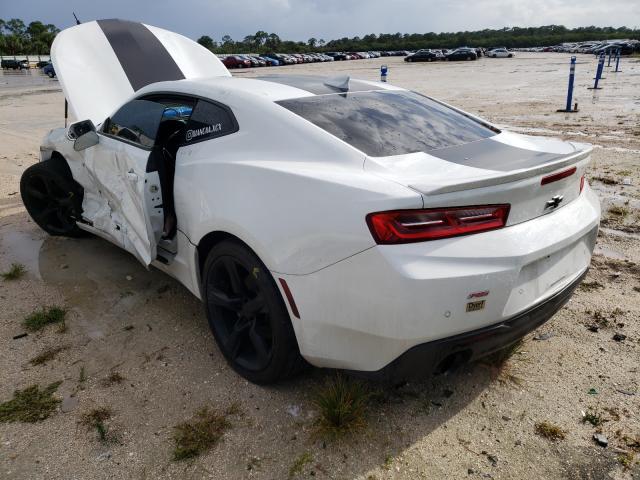 Photo 2 VIN: 1G1FD1RSXG0139290 - CHEVROLET CAMARO LT 