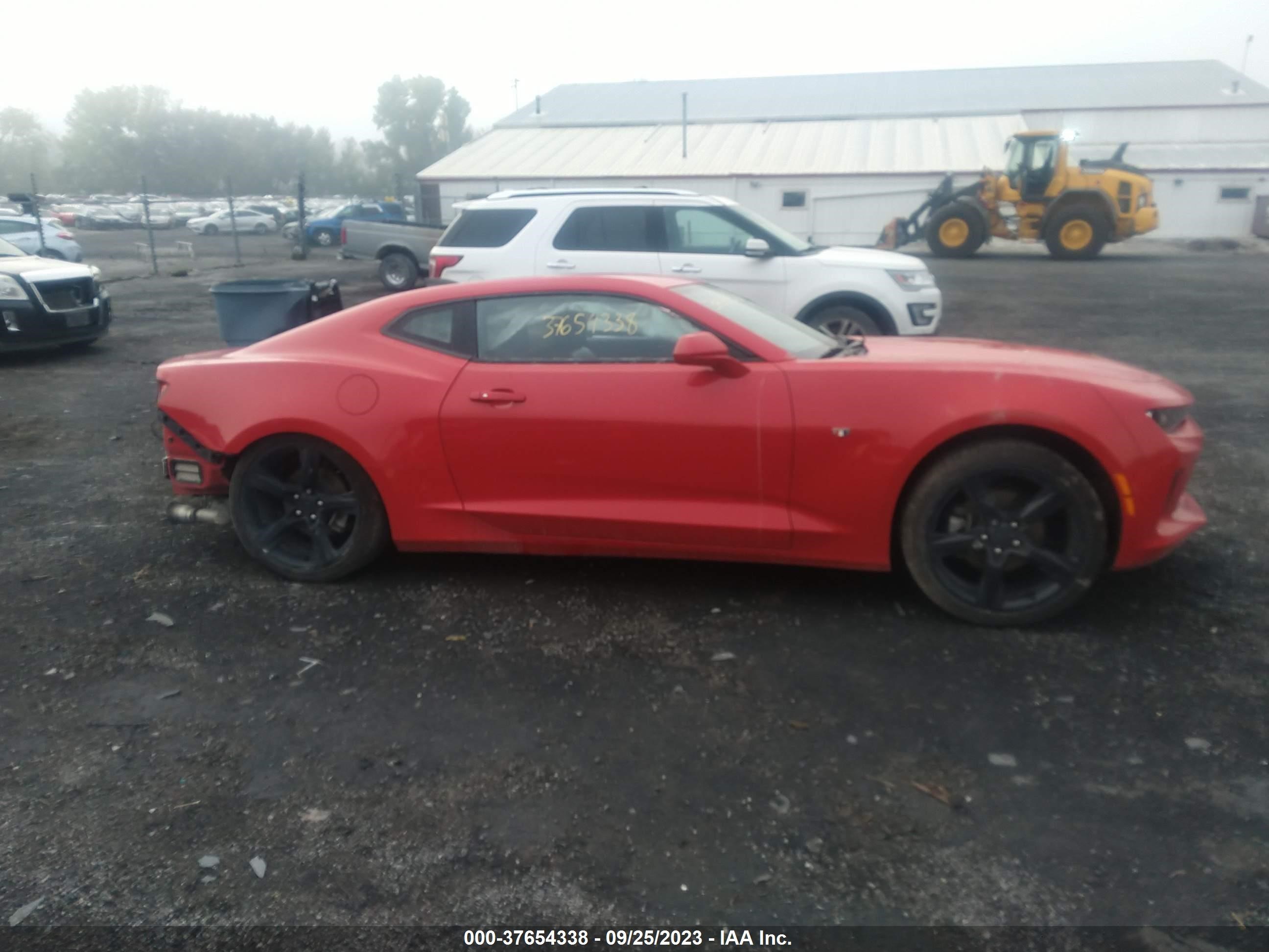 Photo 13 VIN: 1G1FD1RX3G0165676 - CHEVROLET CAMARO 