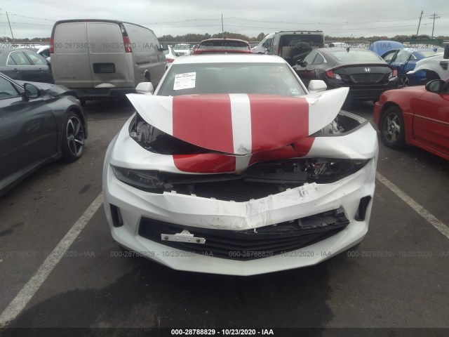 Photo 5 VIN: 1G1FD1RX8H0116653 - CHEVROLET CAMARO 