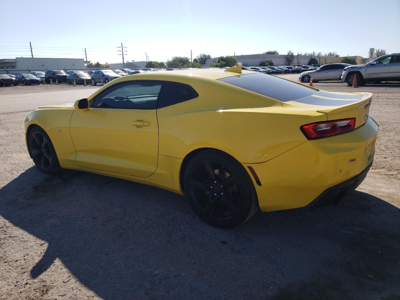 Photo 1 VIN: 1G1FD1RXXG0181664 - CHEVROLET CAMARO 