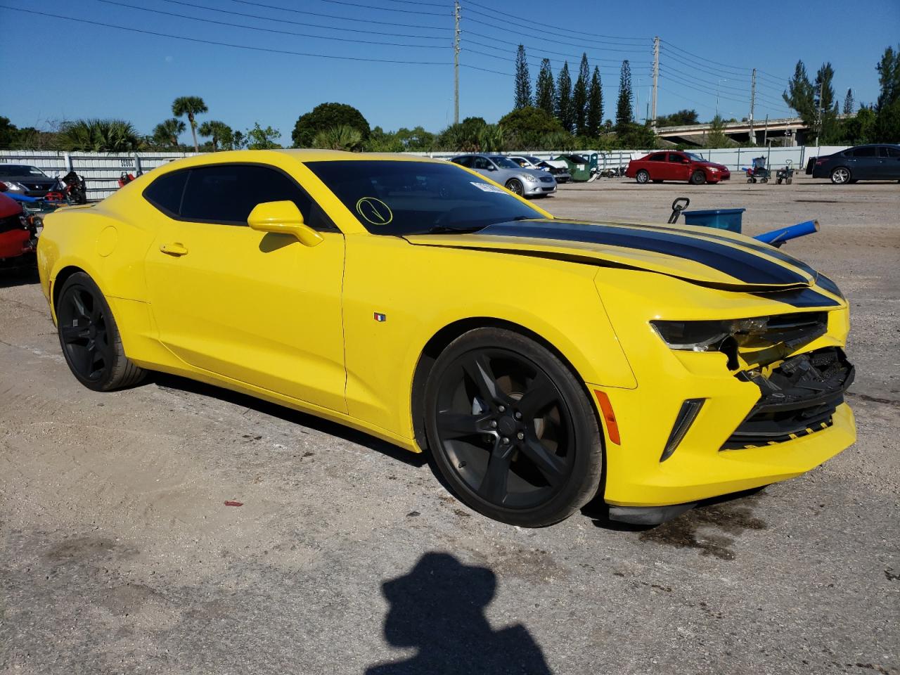 Photo 3 VIN: 1G1FD1RXXG0181664 - CHEVROLET CAMARO 