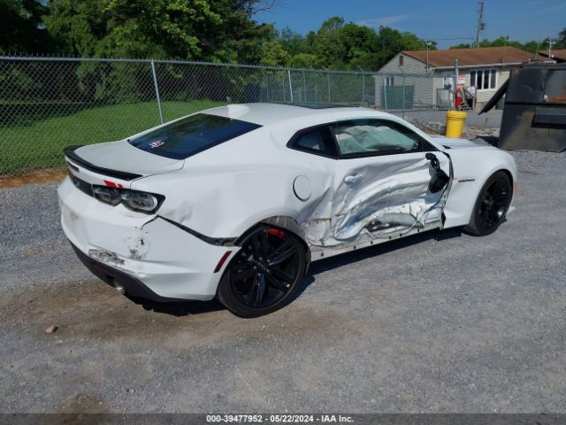 Photo 3 VIN: 1G1FD1RXXN0105858 - CHEVROLET CAMARO 