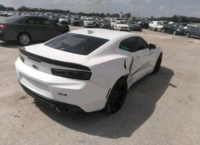 Photo 3 VIN: 1G1FE1R77J0186762 - CHEVROLET CAMARO 