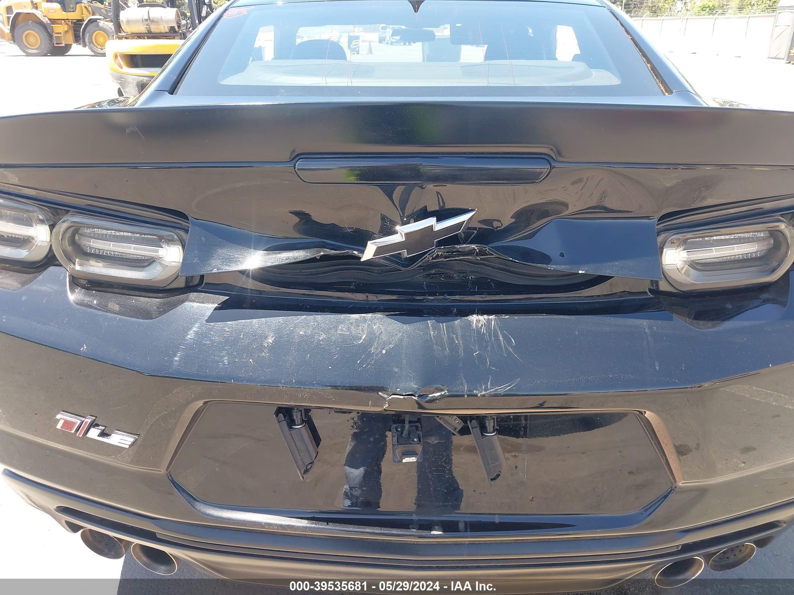 Photo 11 VIN: 1G1FE1R77K0113926 - CHEVROLET CAMARO 