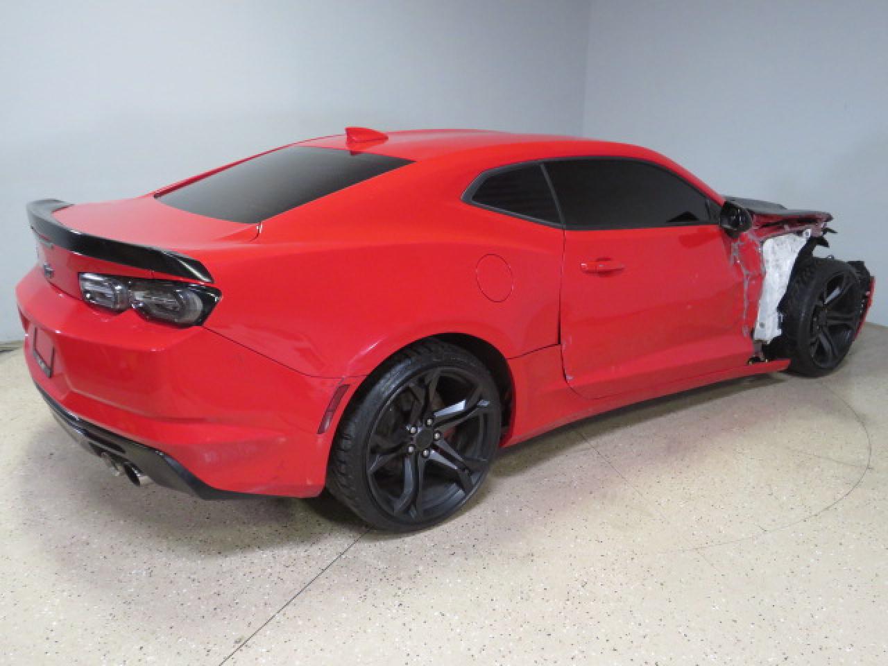 Photo 2 VIN: 1G1FE1R78K0156851 - CHEVROLET CAMARO 