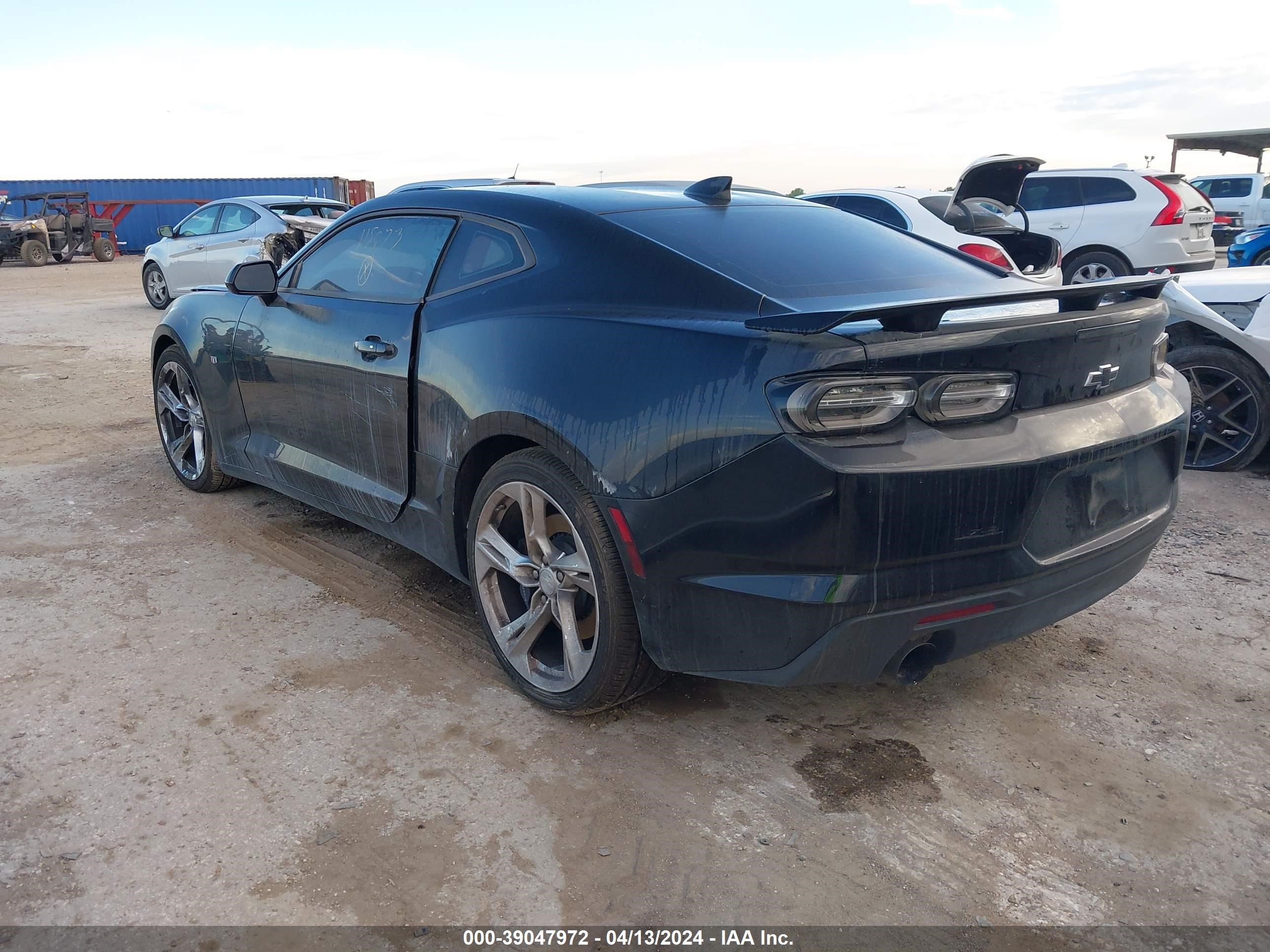 Photo 2 VIN: 1G1FF1R72P0118973 - CHEVROLET CAMARO 