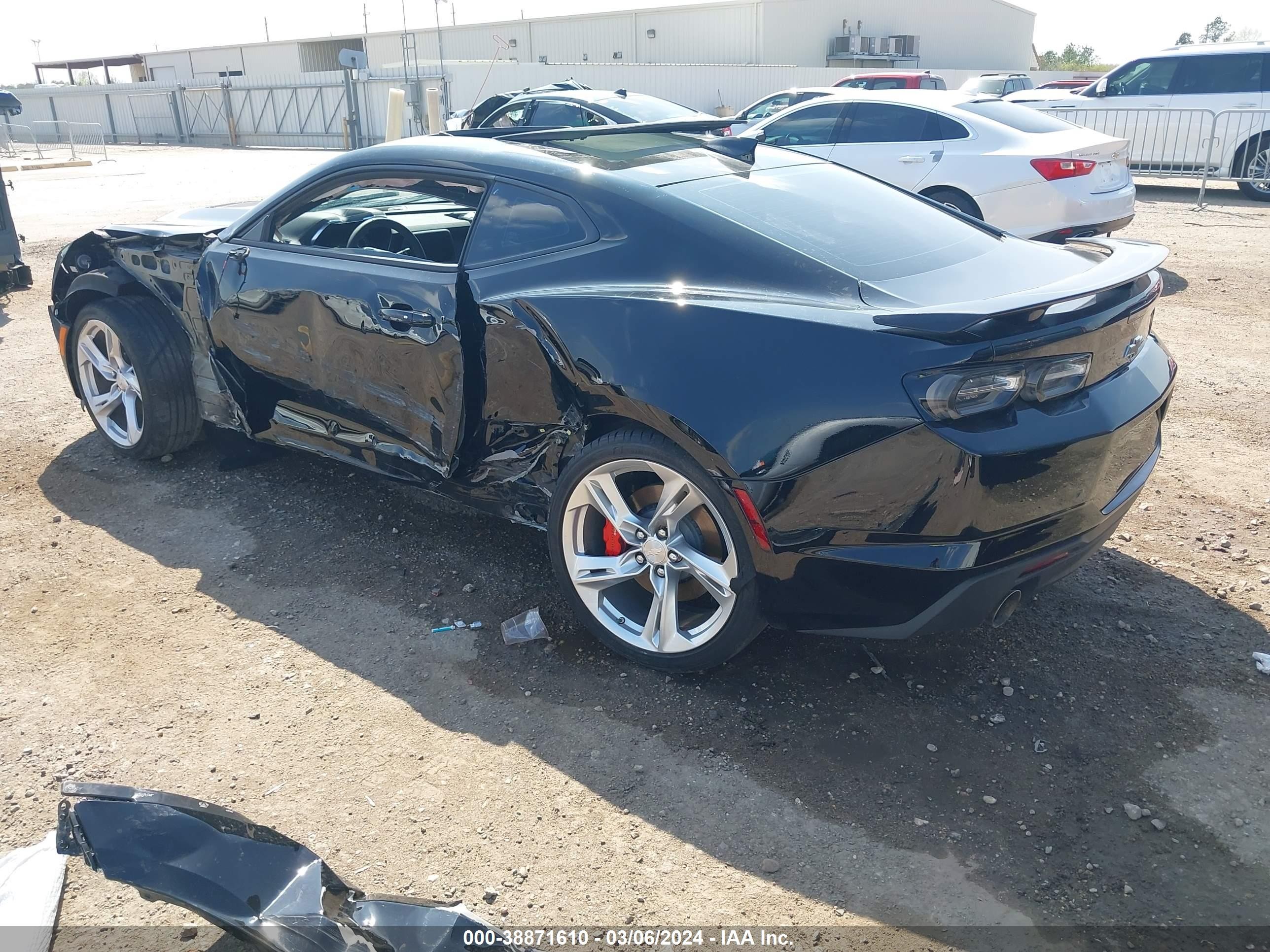 Photo 2 VIN: 1G1FF1R75R0101555 - CHEVROLET CAMARO LT1 