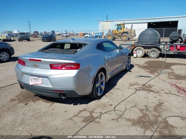 Photo 3 VIN: 1G1FF1R7XJ0123152 - CHEVROLET CAMARO 