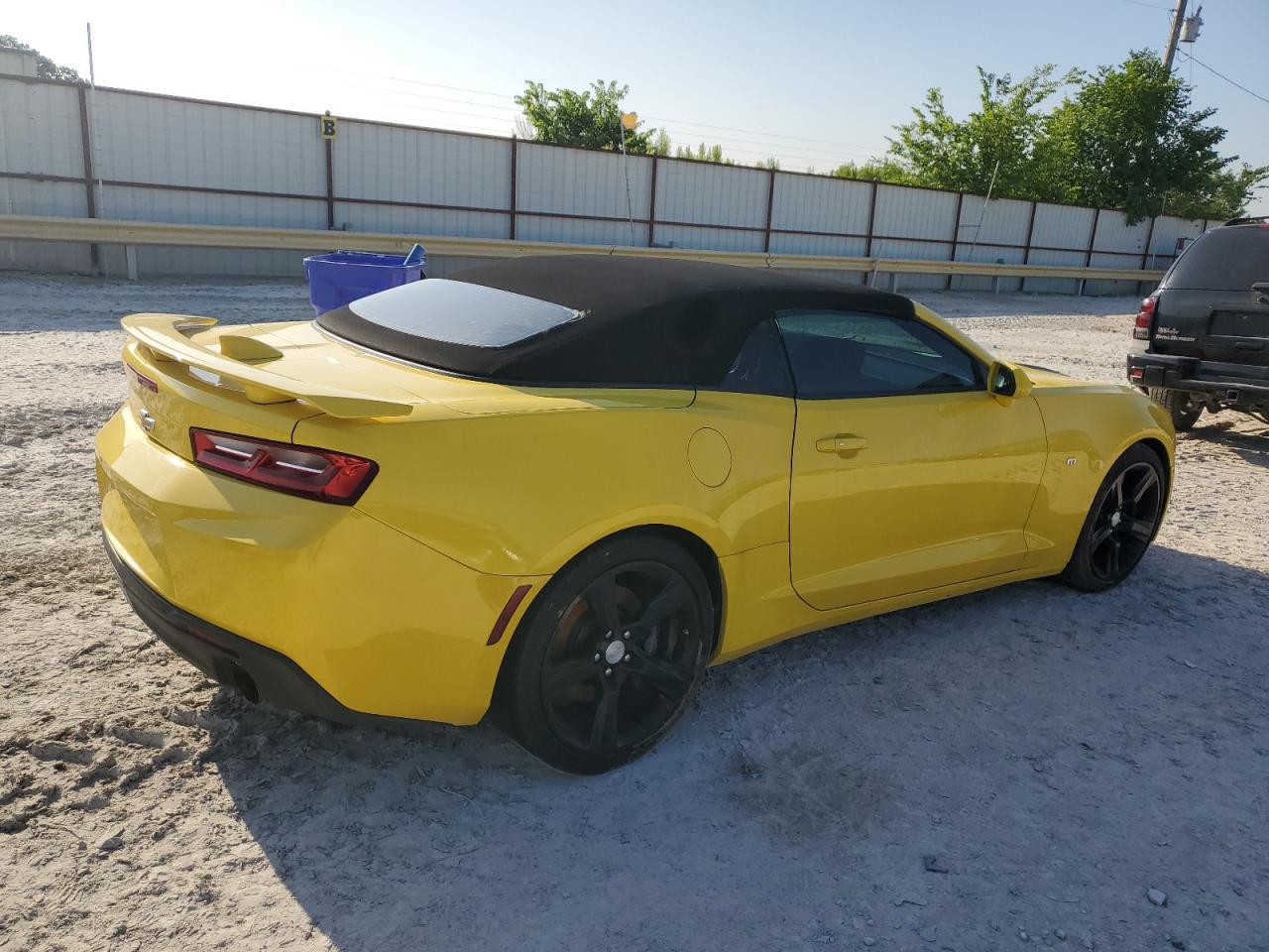 Photo 2 VIN: 1G1FF3D70H0203539 - CHEVROLET CAMARO SS 