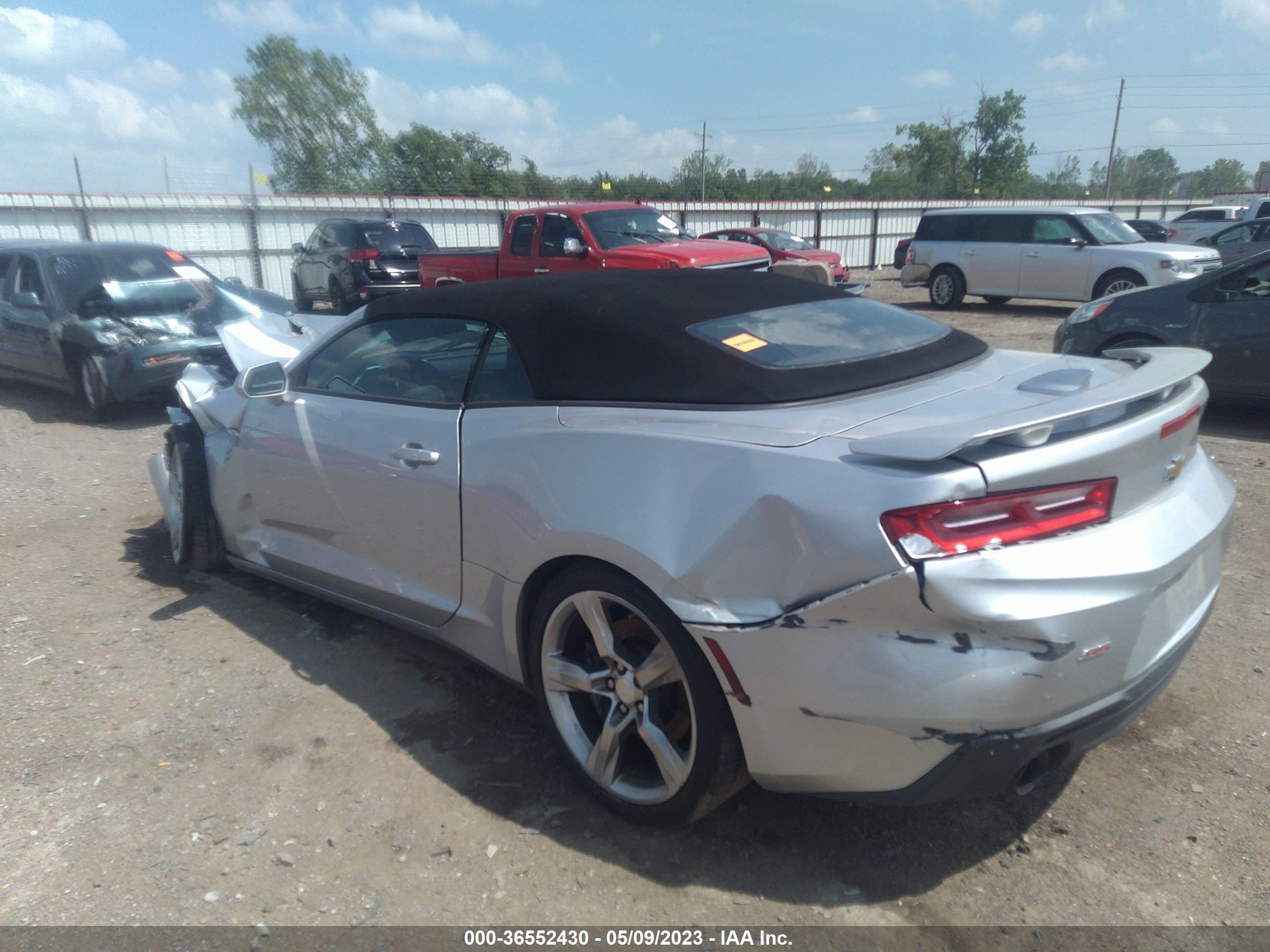 Photo 2 VIN: 1G1FF3D71H0203453 - CHEVROLET CAMARO 