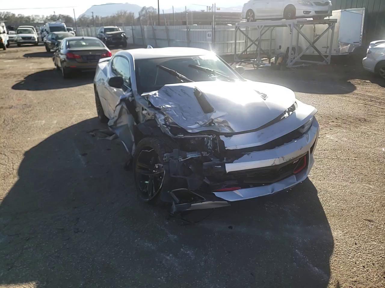 Photo 10 VIN: 1G1FH1R70J0185623 - CHEVROLET CAMARO SS 