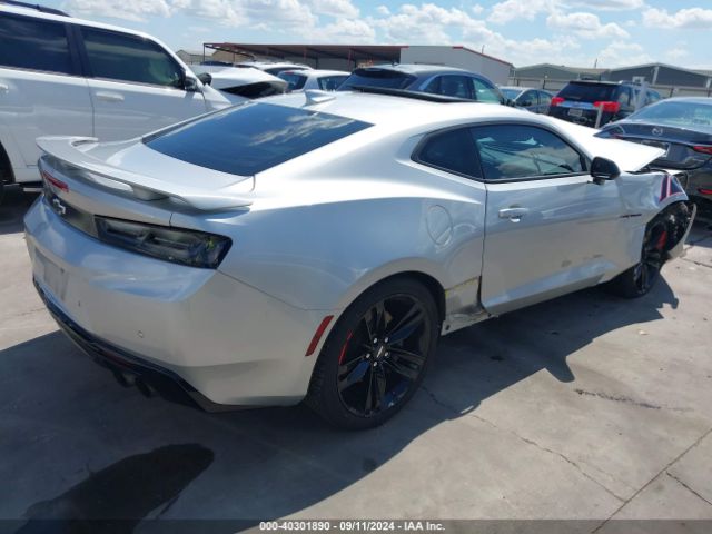 Photo 3 VIN: 1G1FH1R71J0140478 - CHEVROLET CAMARO 