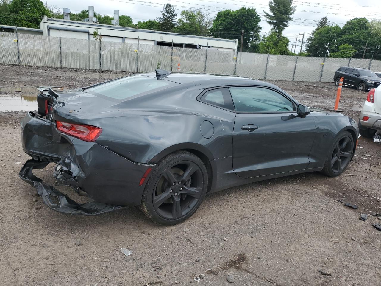 Photo 2 VIN: 1G1FH1R74G0173385 - CHEVROLET CAMARO 