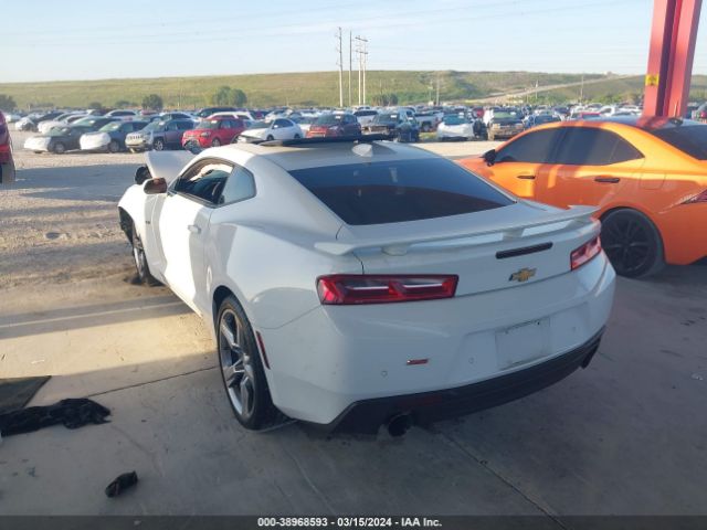 Photo 2 VIN: 1G1FH1R74J0100640 - CHEVROLET CAMARO 