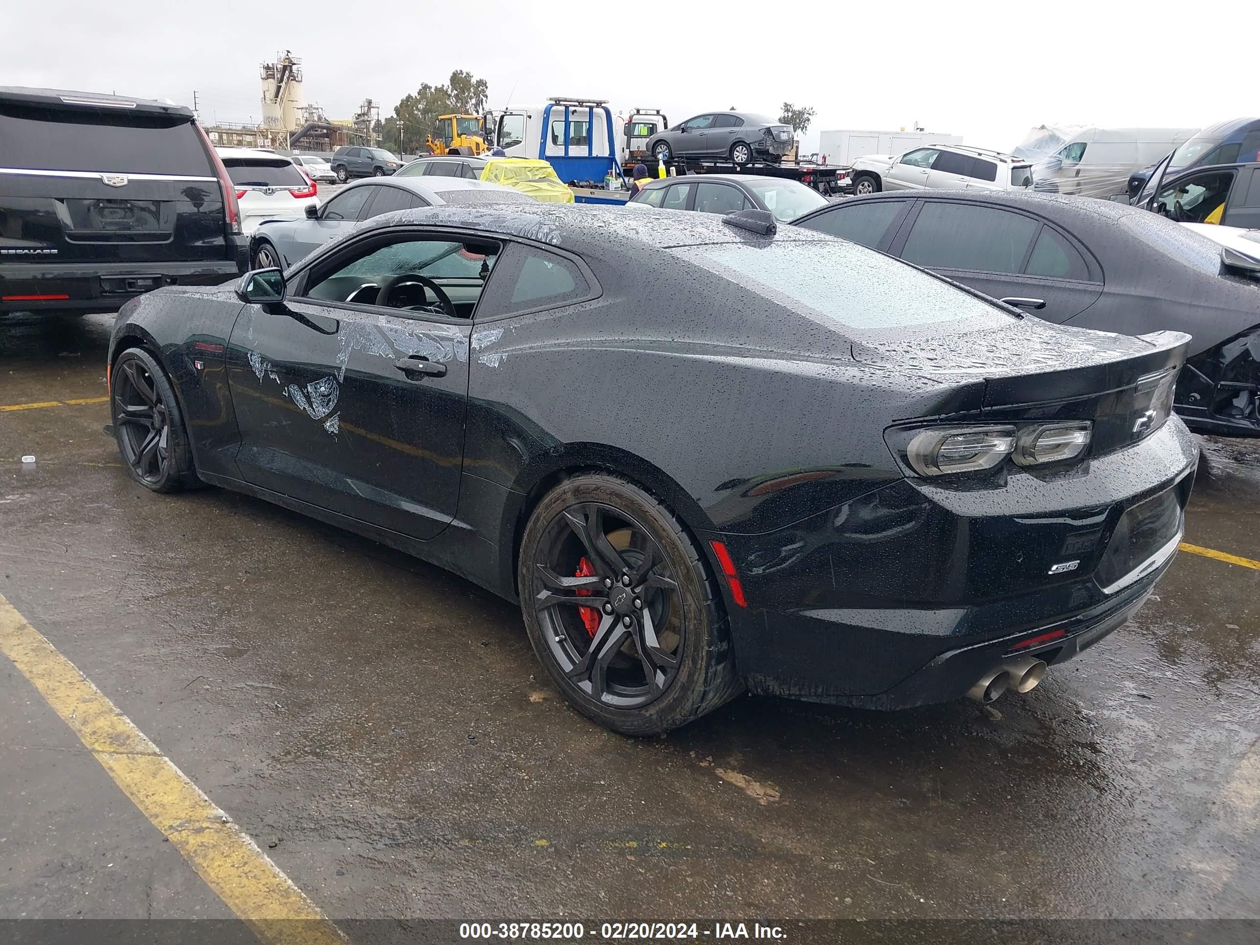 Photo 2 VIN: 1G1FH1R75P0160130 - CHEVROLET CAMARO 