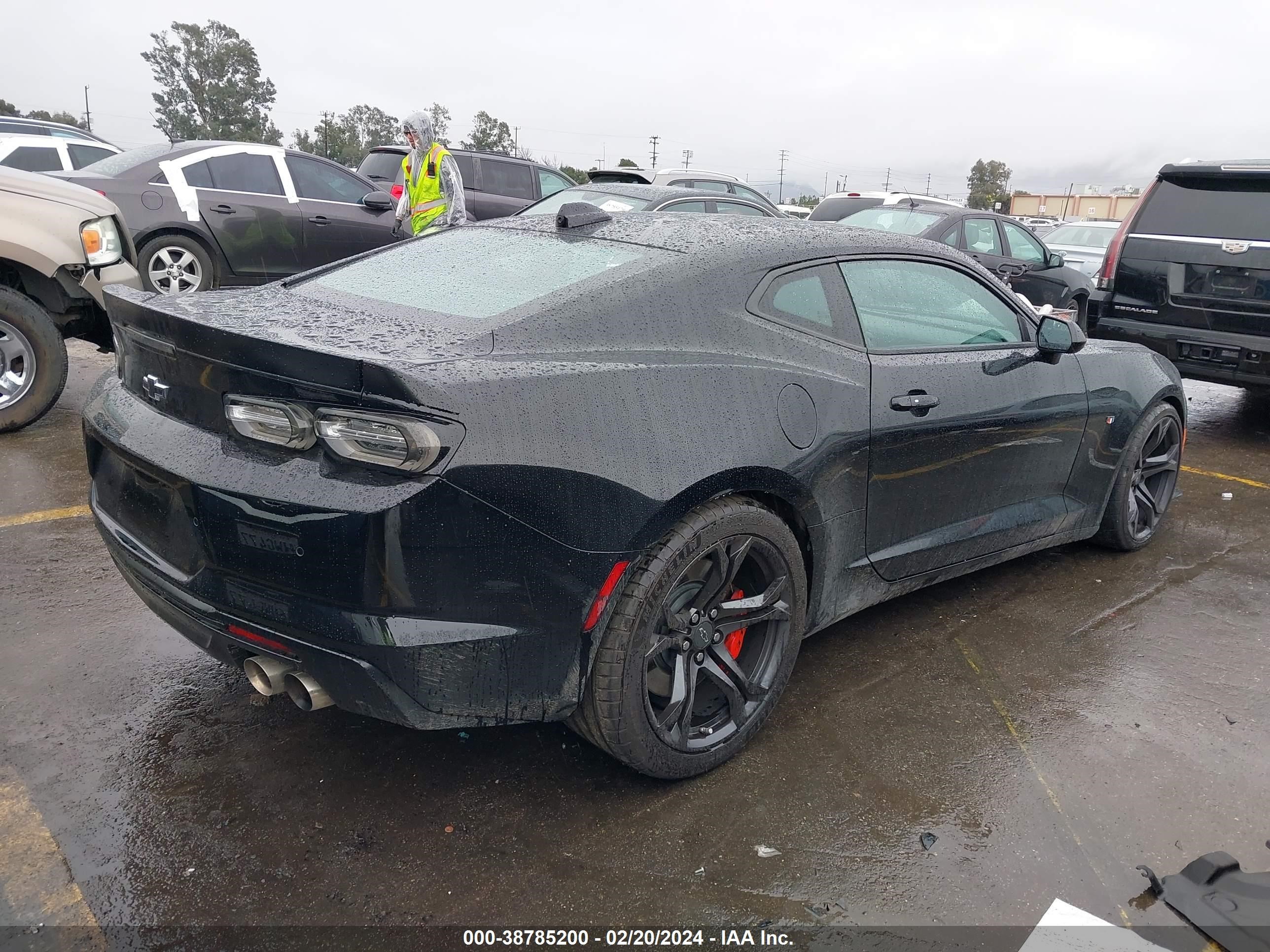 Photo 3 VIN: 1G1FH1R75P0160130 - CHEVROLET CAMARO 