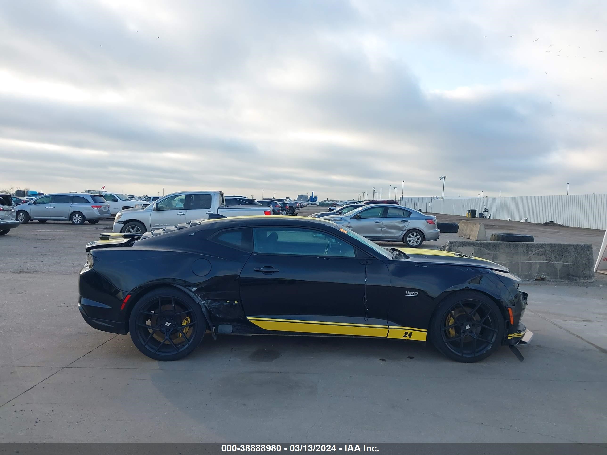 Photo 11 VIN: 1G1FH1R78L0107111 - CHEVROLET CAMARO 