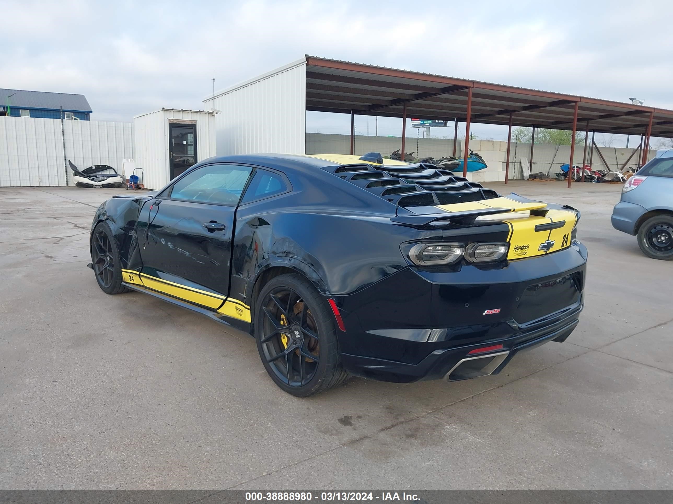 Photo 2 VIN: 1G1FH1R78L0107111 - CHEVROLET CAMARO 