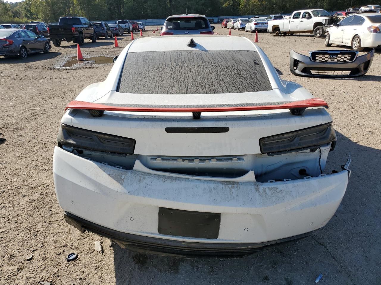 Photo 5 VIN: 1G1FH1R79J0174183 - CHEVROLET CAMARO 