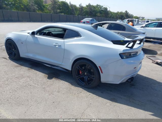 Photo 2 VIN: 1G1FH1R7XH0120871 - CHEVROLET CAMARO 