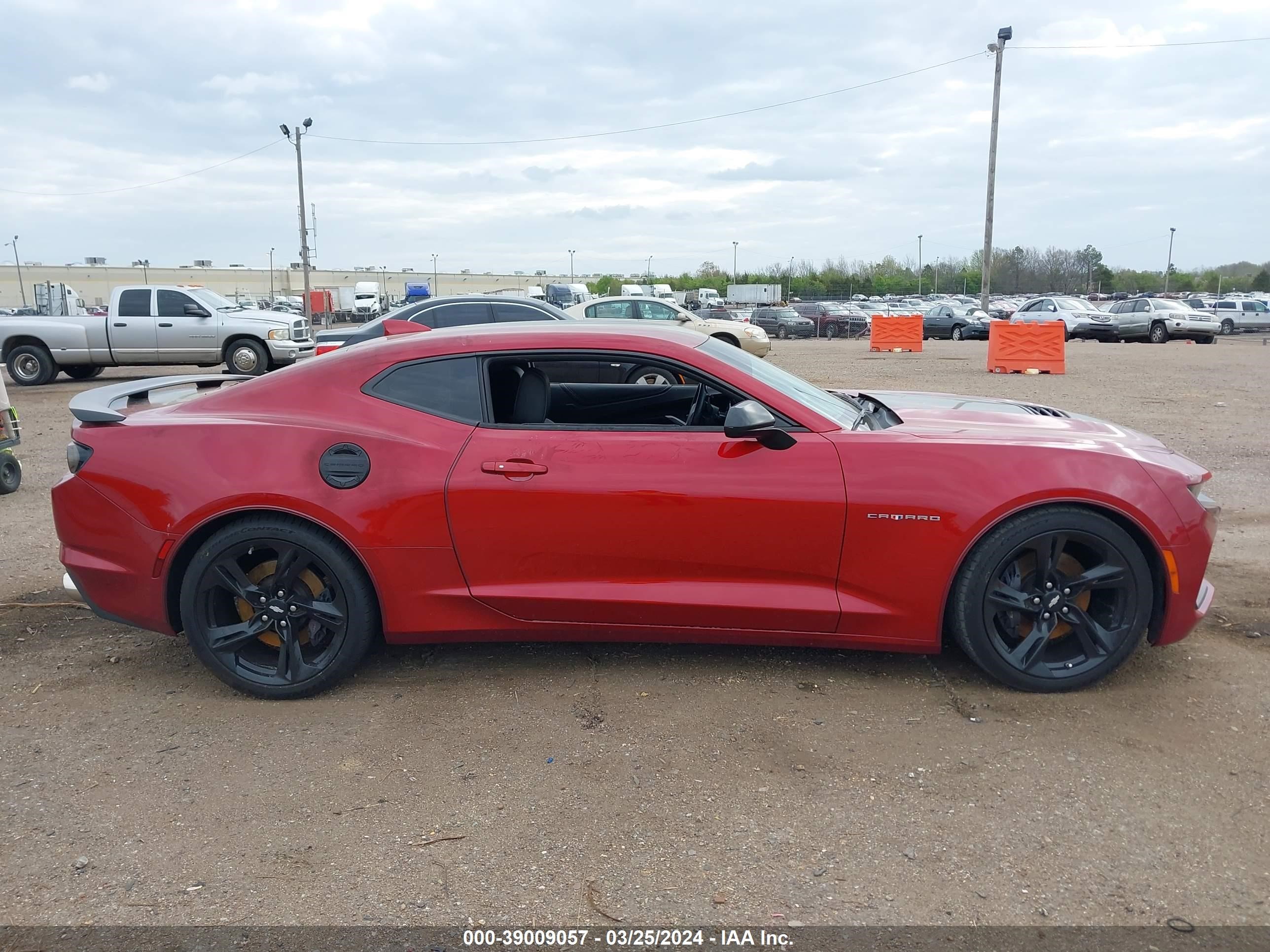 Photo 12 VIN: 1G1FH1R7XK0148533 - CHEVROLET CAMARO 