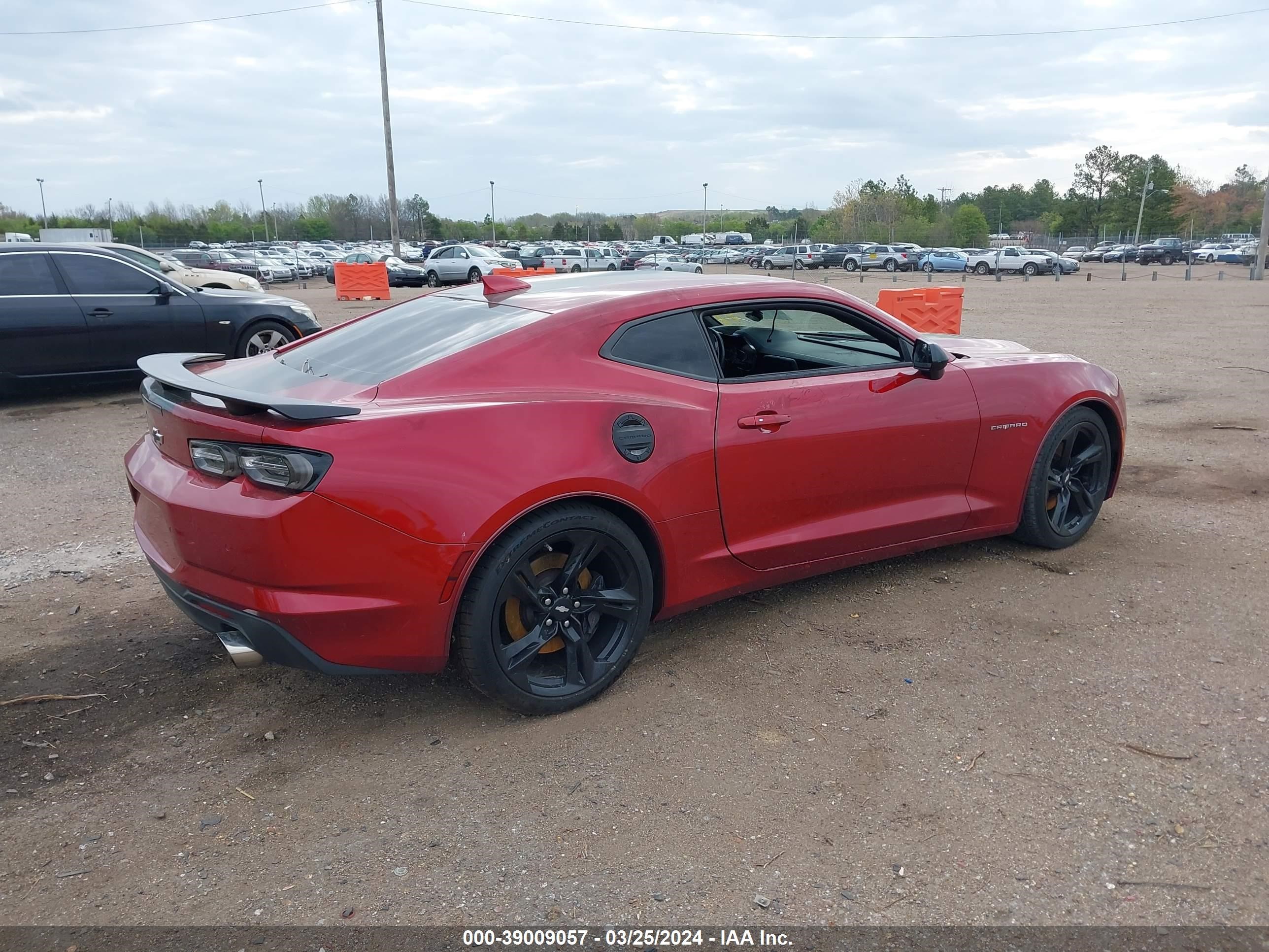 Photo 3 VIN: 1G1FH1R7XK0148533 - CHEVROLET CAMARO 