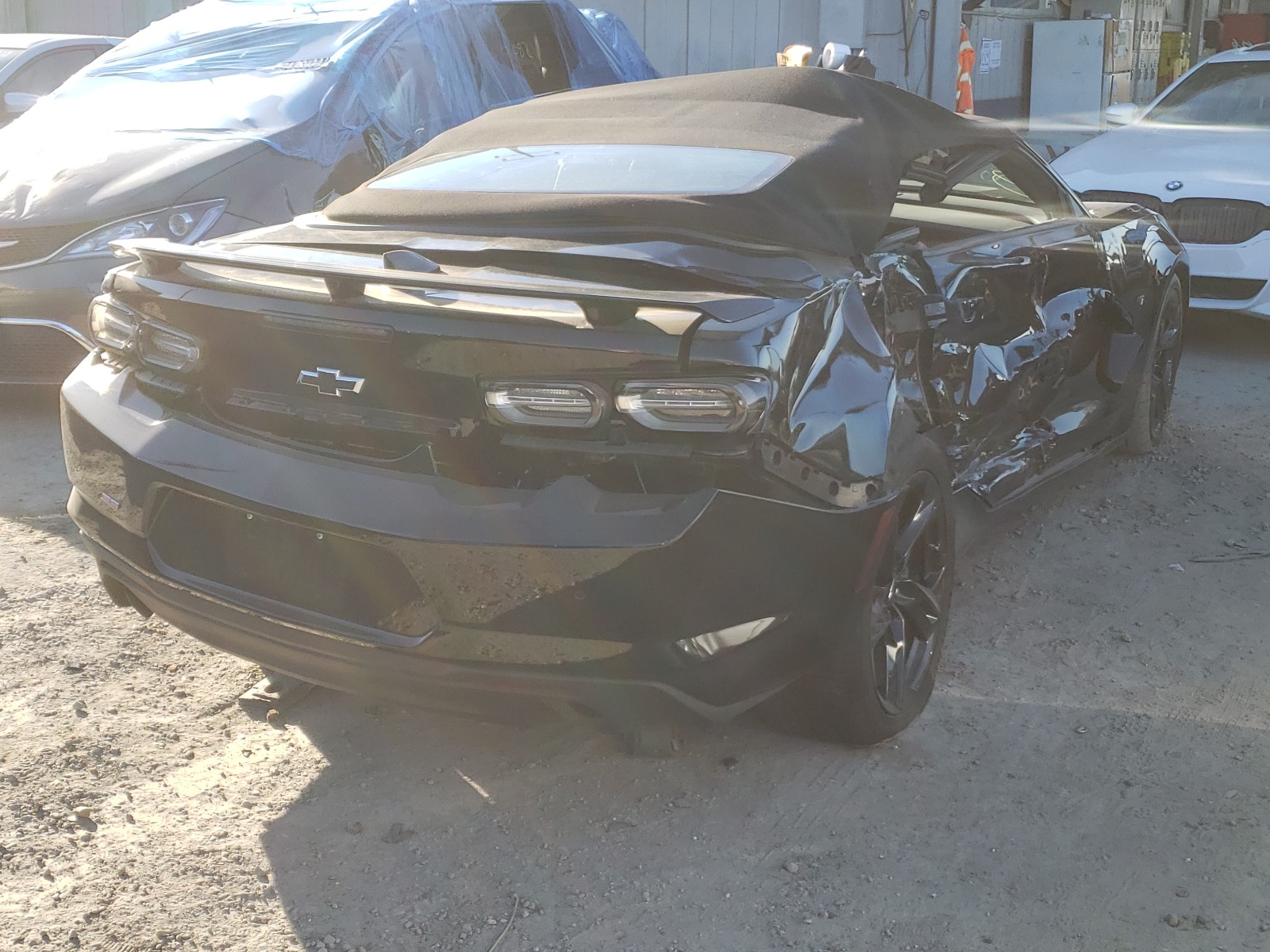 Photo 3 VIN: 1G1FH3D76L0129739 - CHEVROLET CAMARO SS 