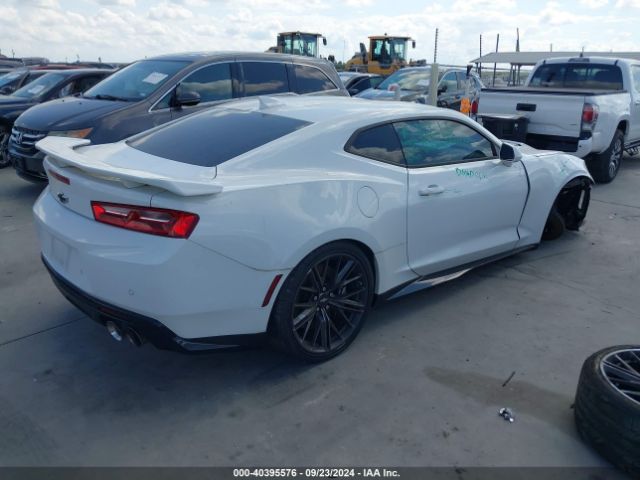 Photo 3 VIN: 1G1FJ1R67J0113412 - CHEVROLET CAMARO 