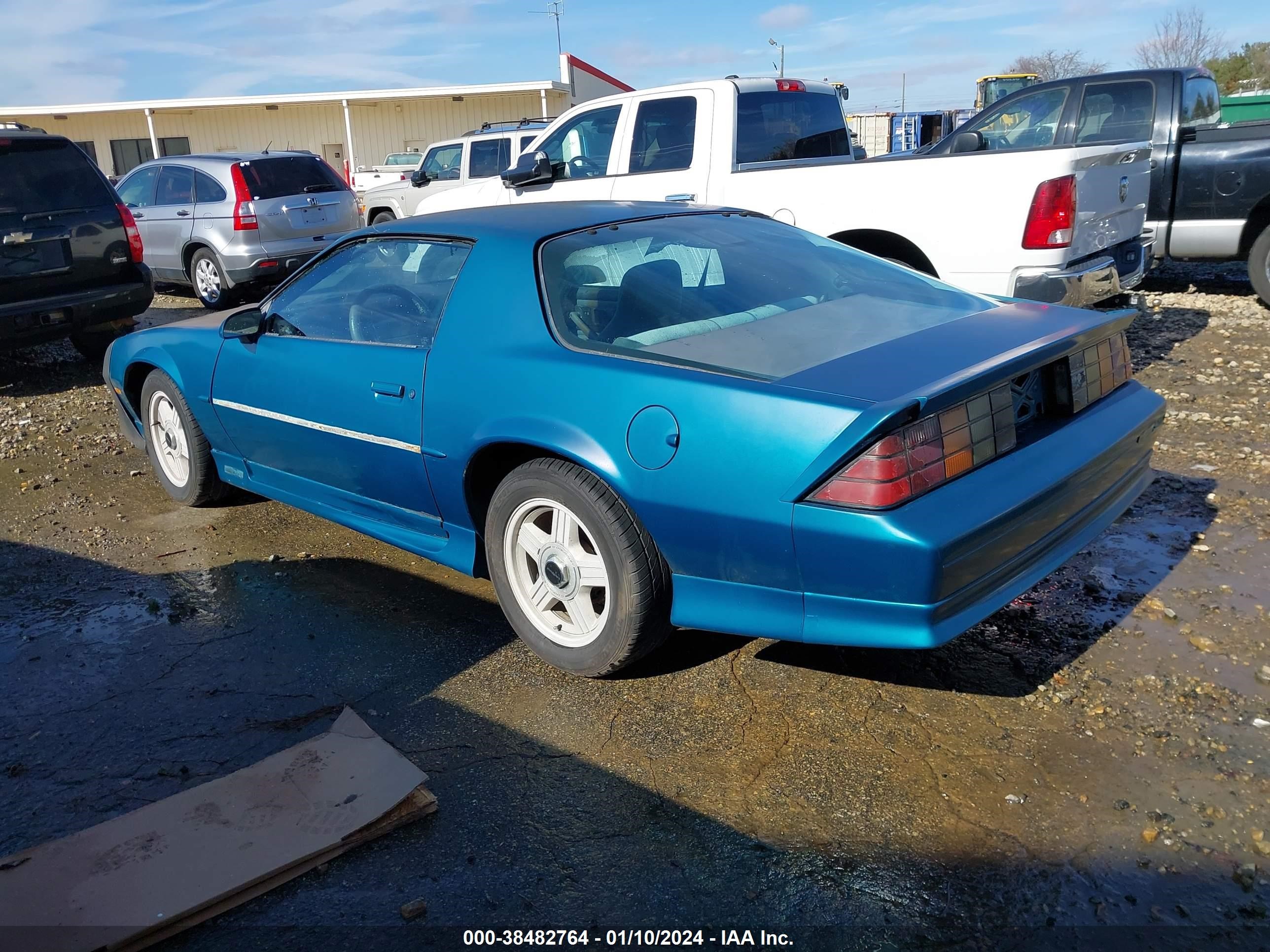 Photo 2 VIN: 1G1FP23E0ML164368 - CHEVROLET CAMARO 