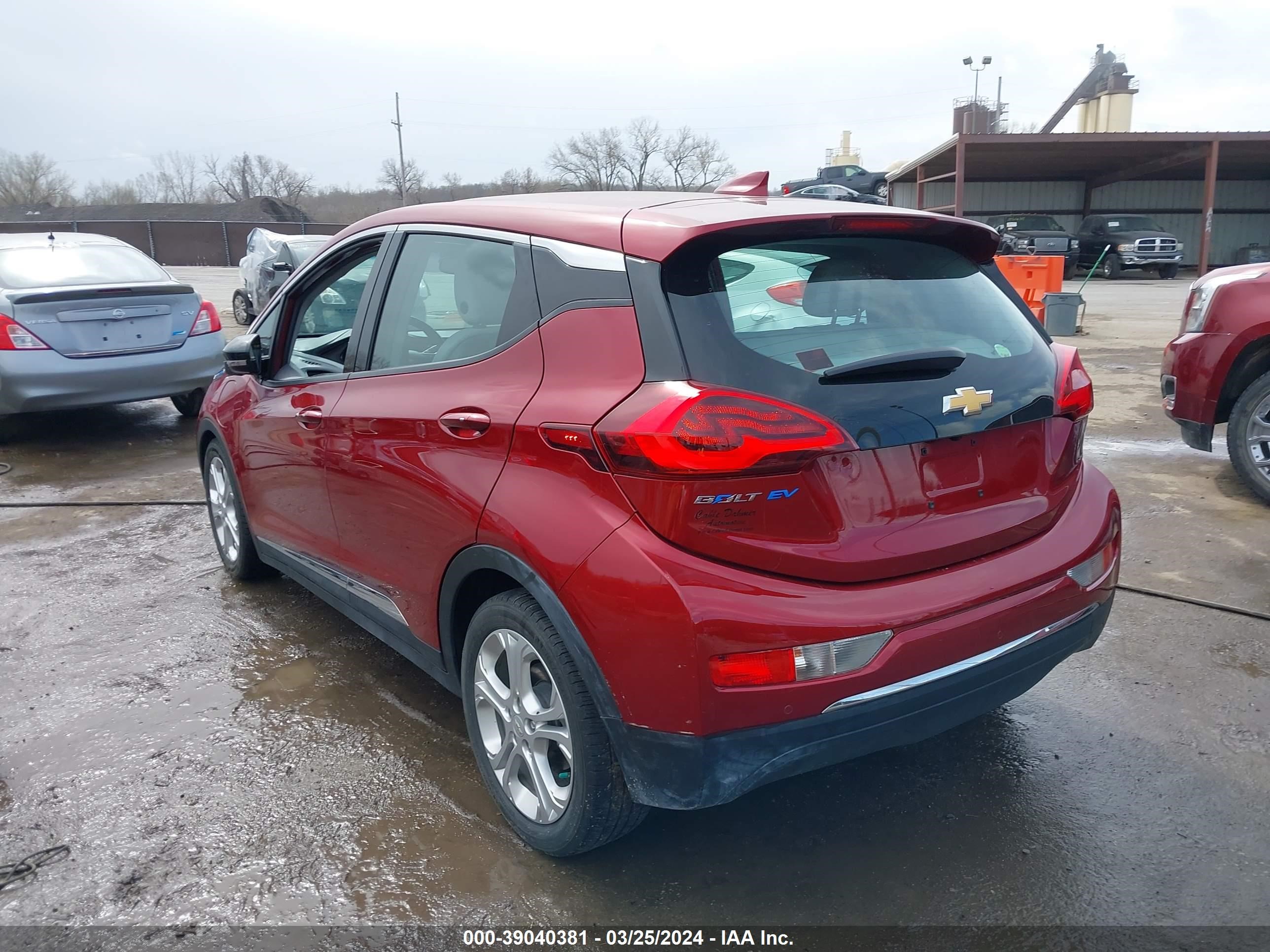 Photo 2 VIN: 1G1FW6S00H4178674 - CHEVROLET BOLT EUV 