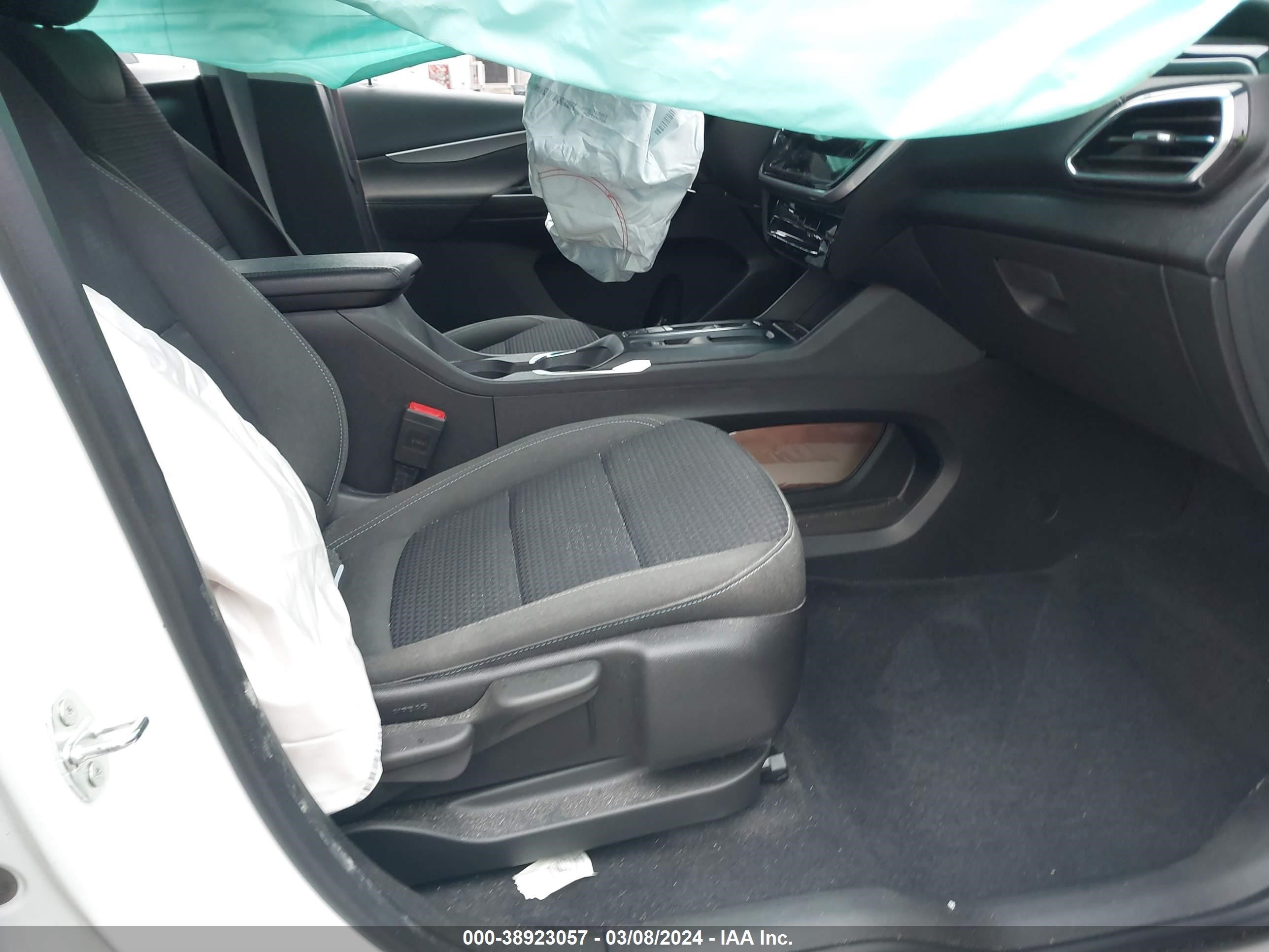 Photo 4 VIN: 1G1FW6S02P4102842 - CHEVROLET BOLT EUV 