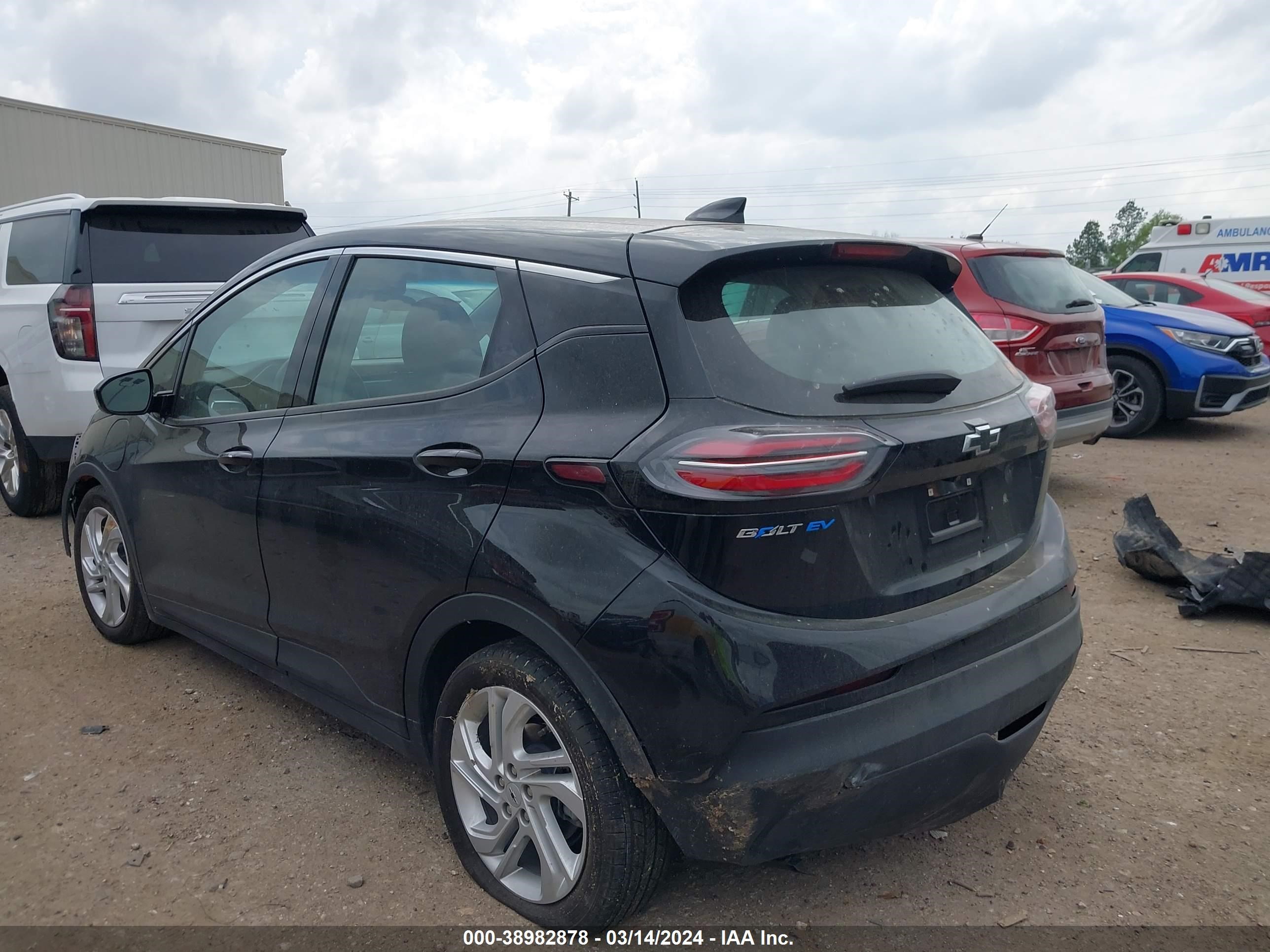 Photo 2 VIN: 1G1FW6S02P4138238 - CHEVROLET BOLT EUV 