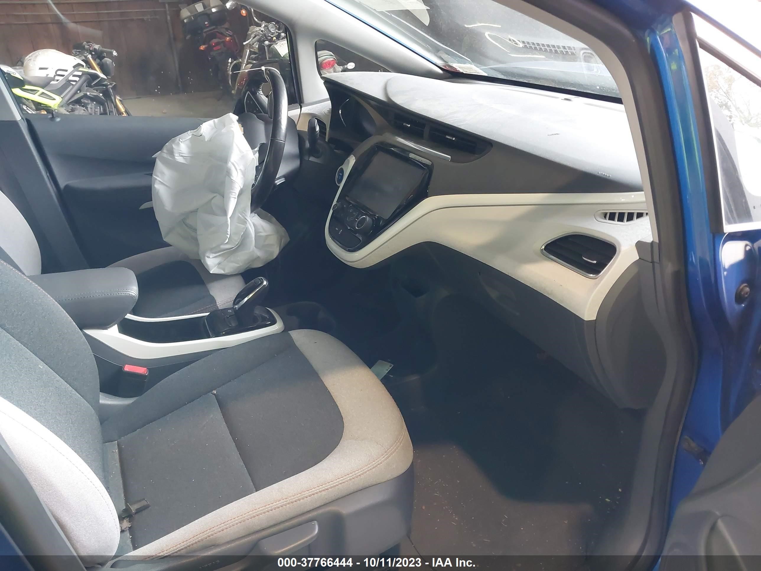 Photo 4 VIN: 1G1FW6S03J4114716 - CHEVROLET BOLT EUV 