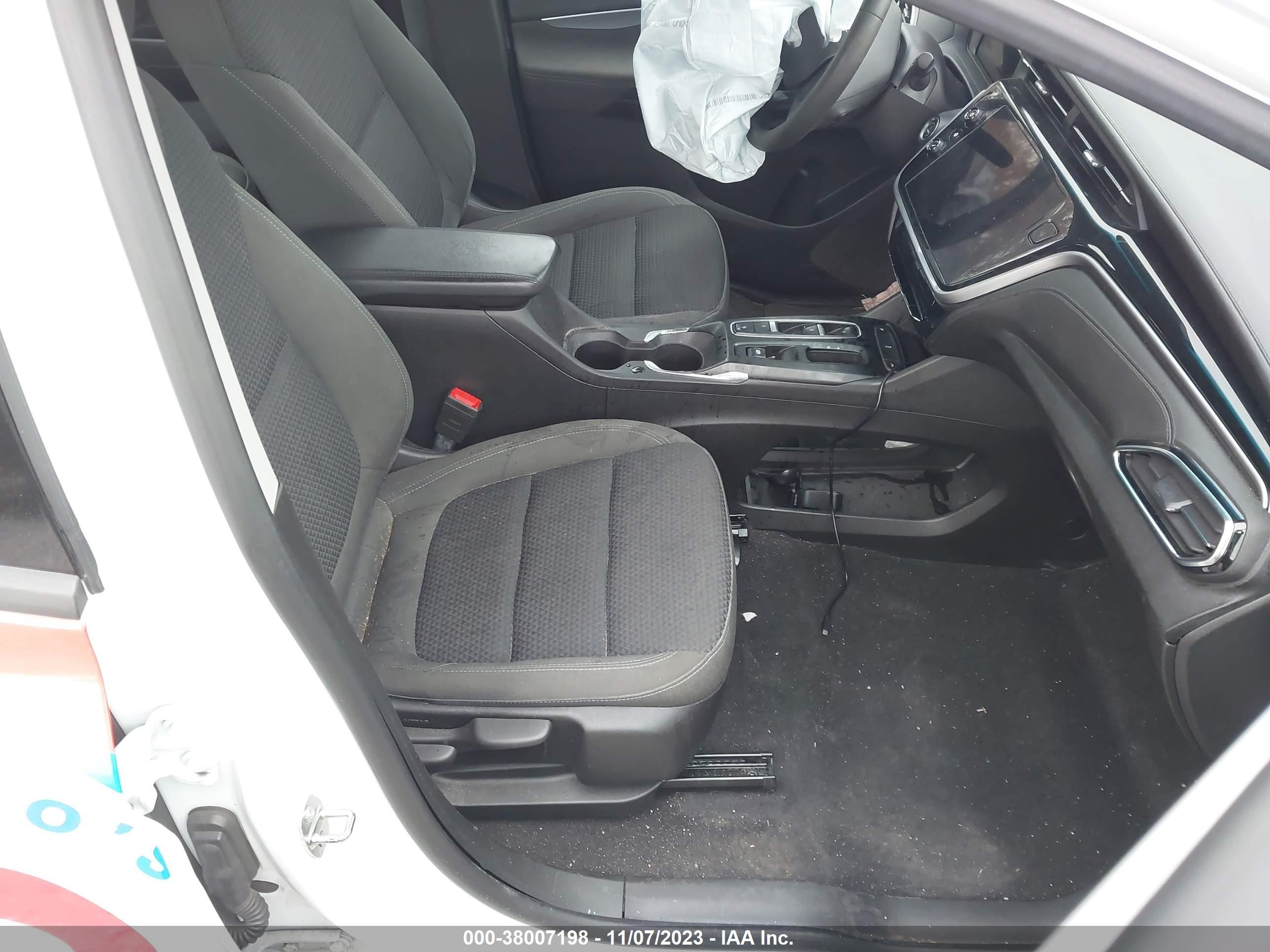 Photo 4 VIN: 1G1FW6S03P4110061 - CHEVROLET BOLT EV 