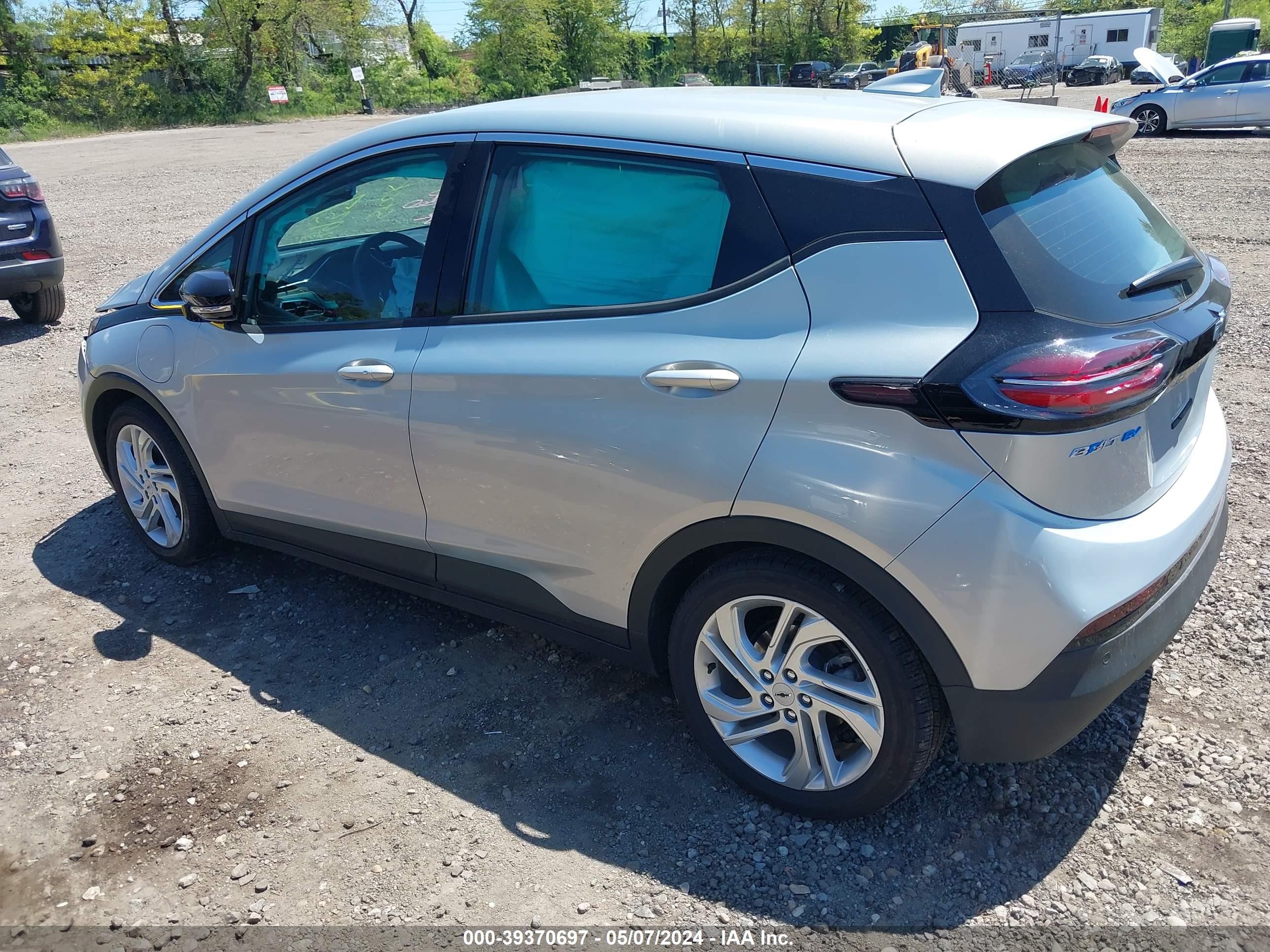 Photo 2 VIN: 1G1FW6S03P4177159 - CHEVROLET BOLT EUV 