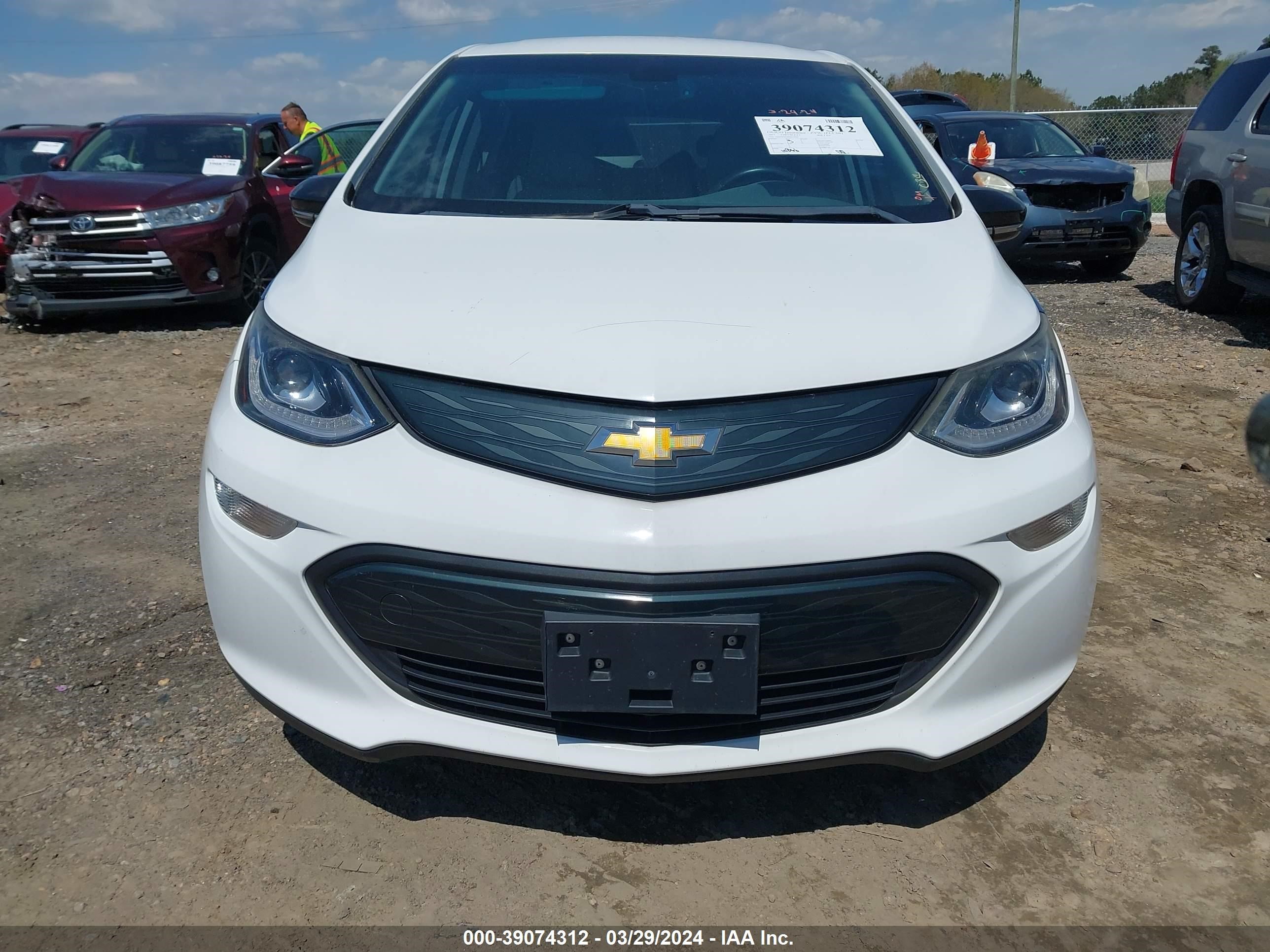 Photo 5 VIN: 1G1FW6S04H4133947 - CHEVROLET BOLT EUV 