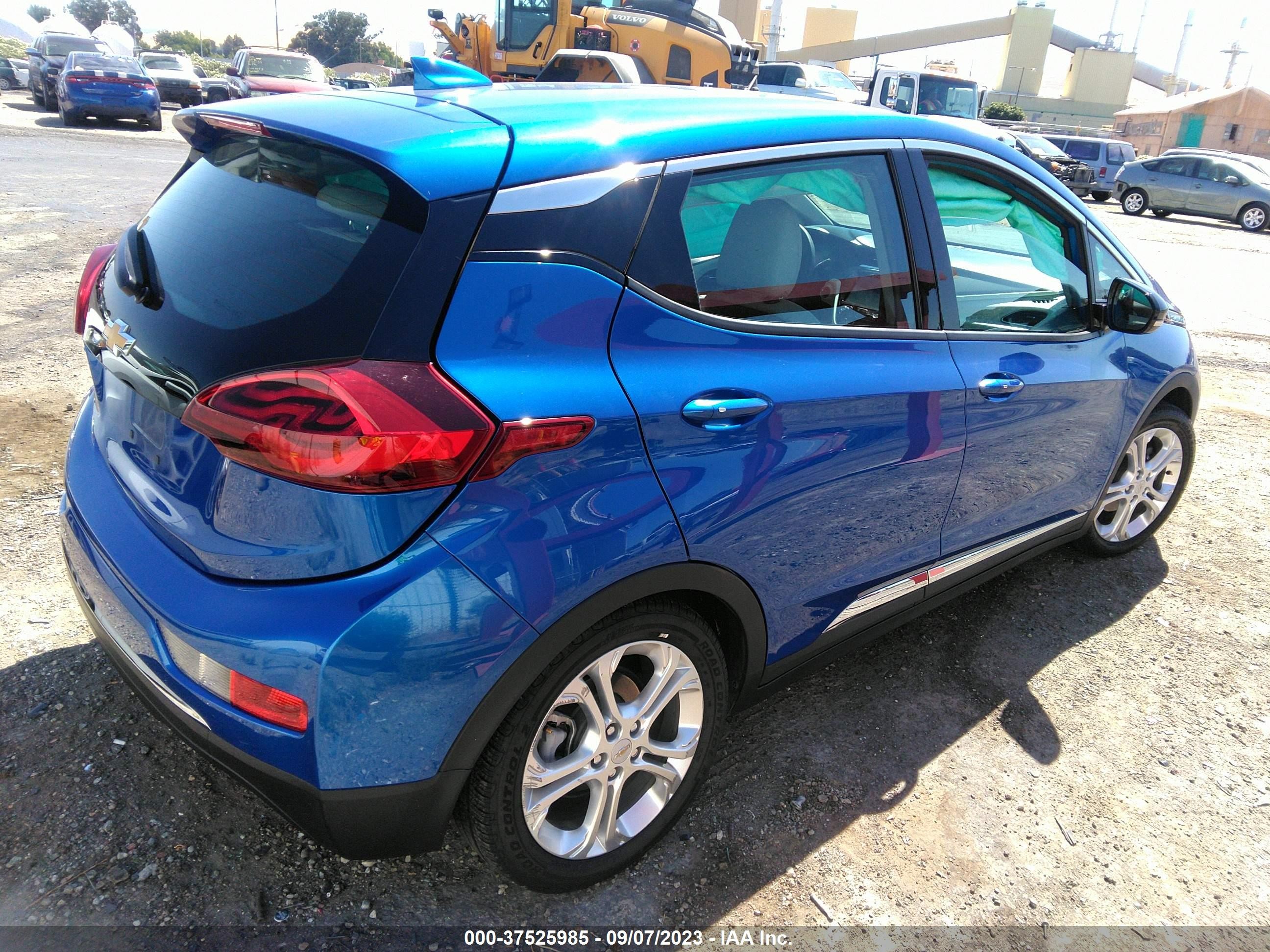 Photo 3 VIN: 1G1FW6S05J4116452 - CHEVROLET BOLT EUV 