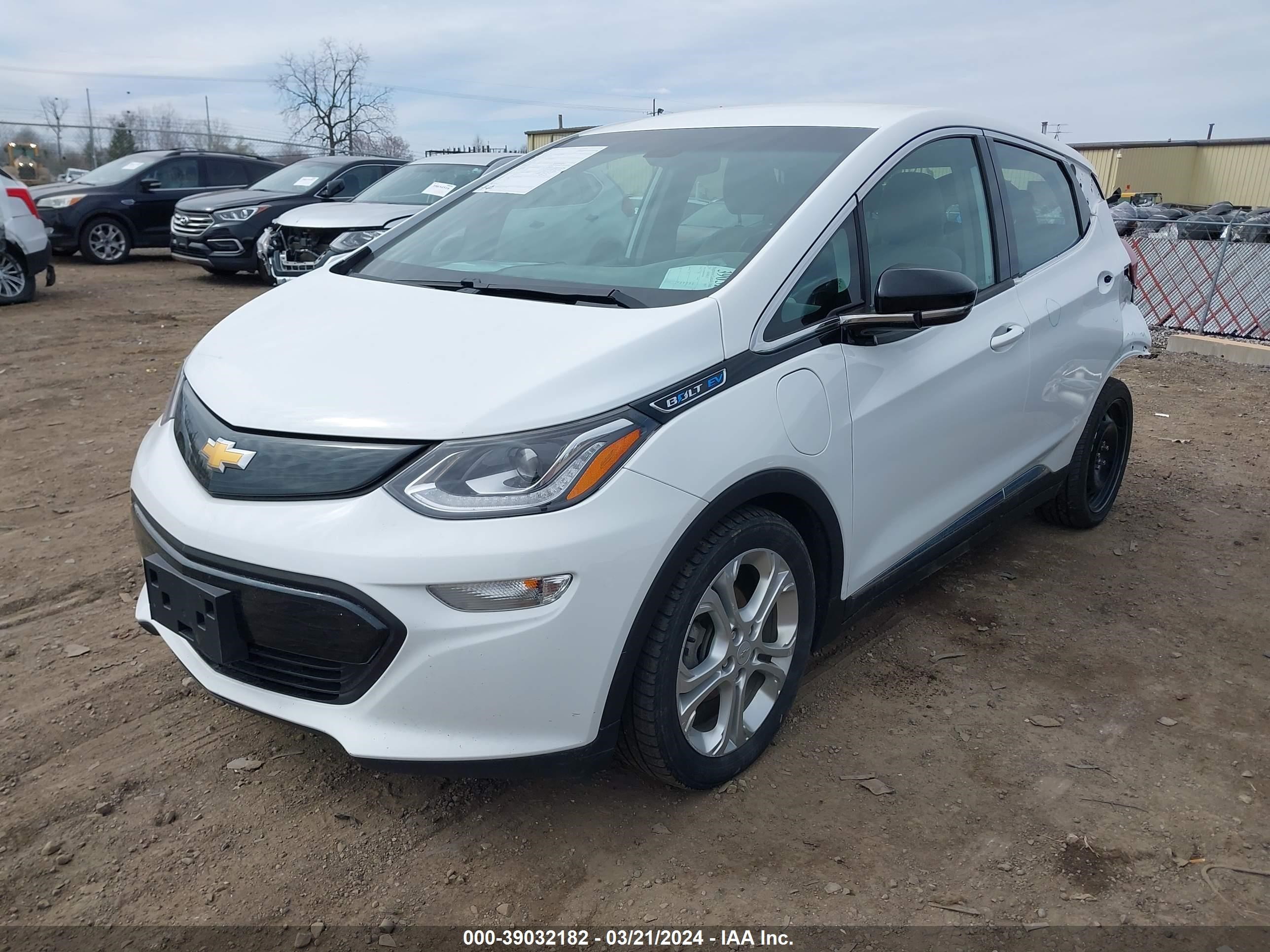 Photo 1 VIN: 1G1FW6S06H4140558 - CHEVROLET BOLT EUV 