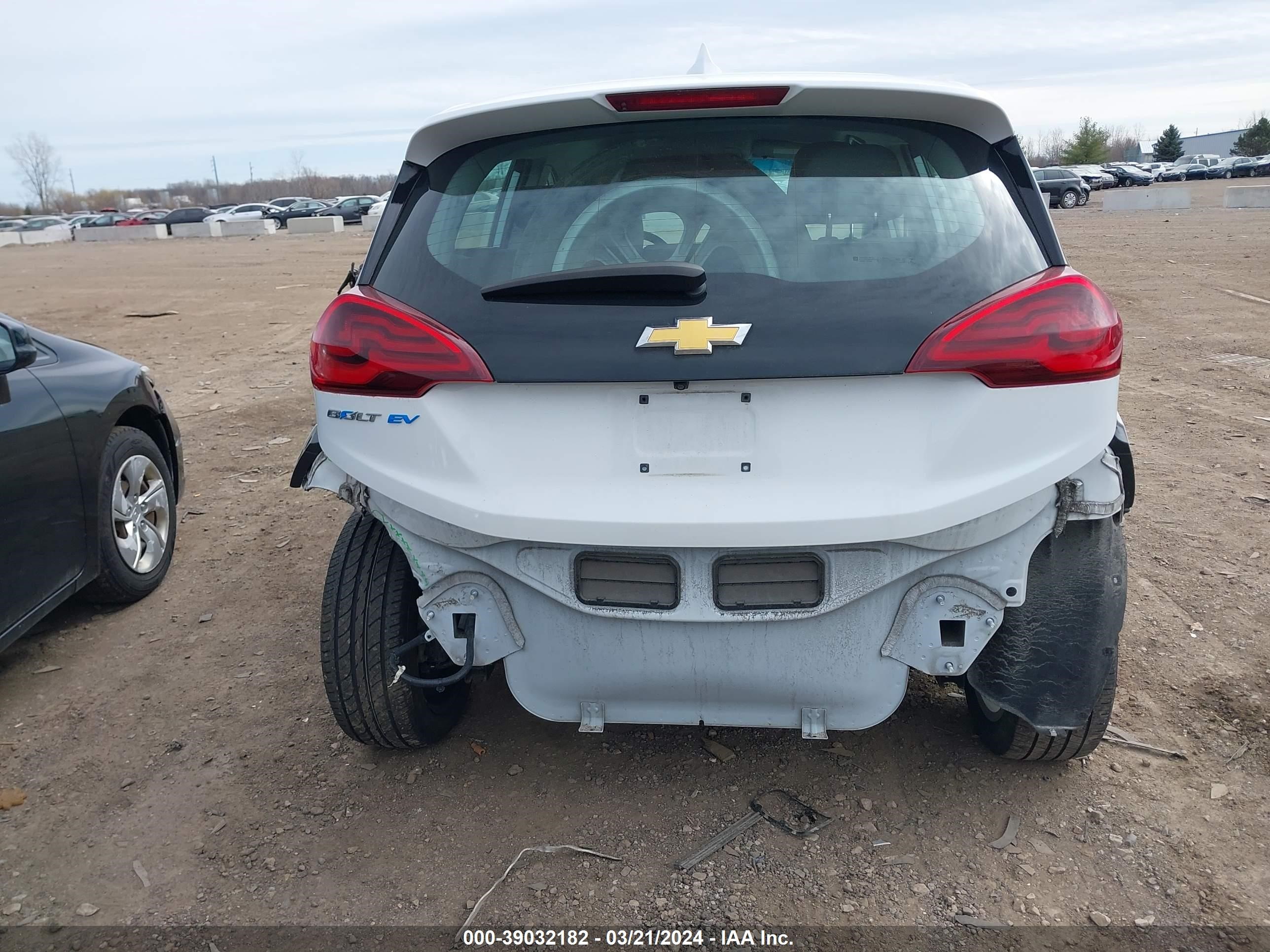 Photo 17 VIN: 1G1FW6S06H4140558 - CHEVROLET BOLT EUV 