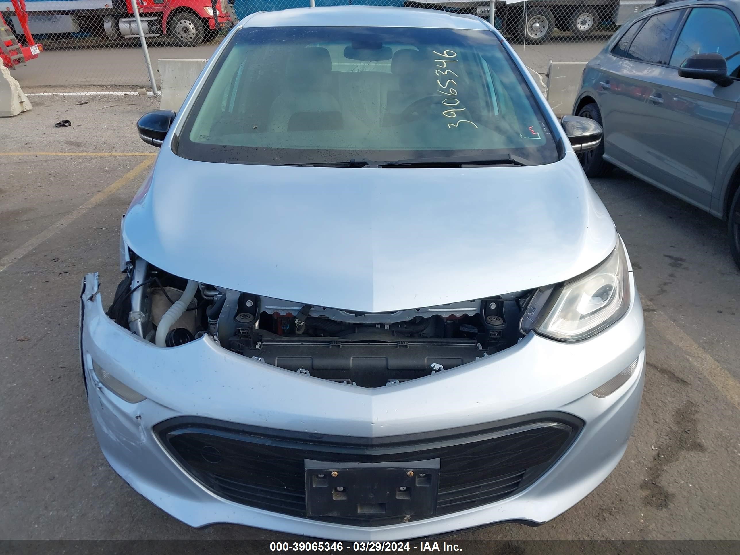 Photo 12 VIN: 1G1FW6S07H4146241 - CHEVROLET BOLT EUV 