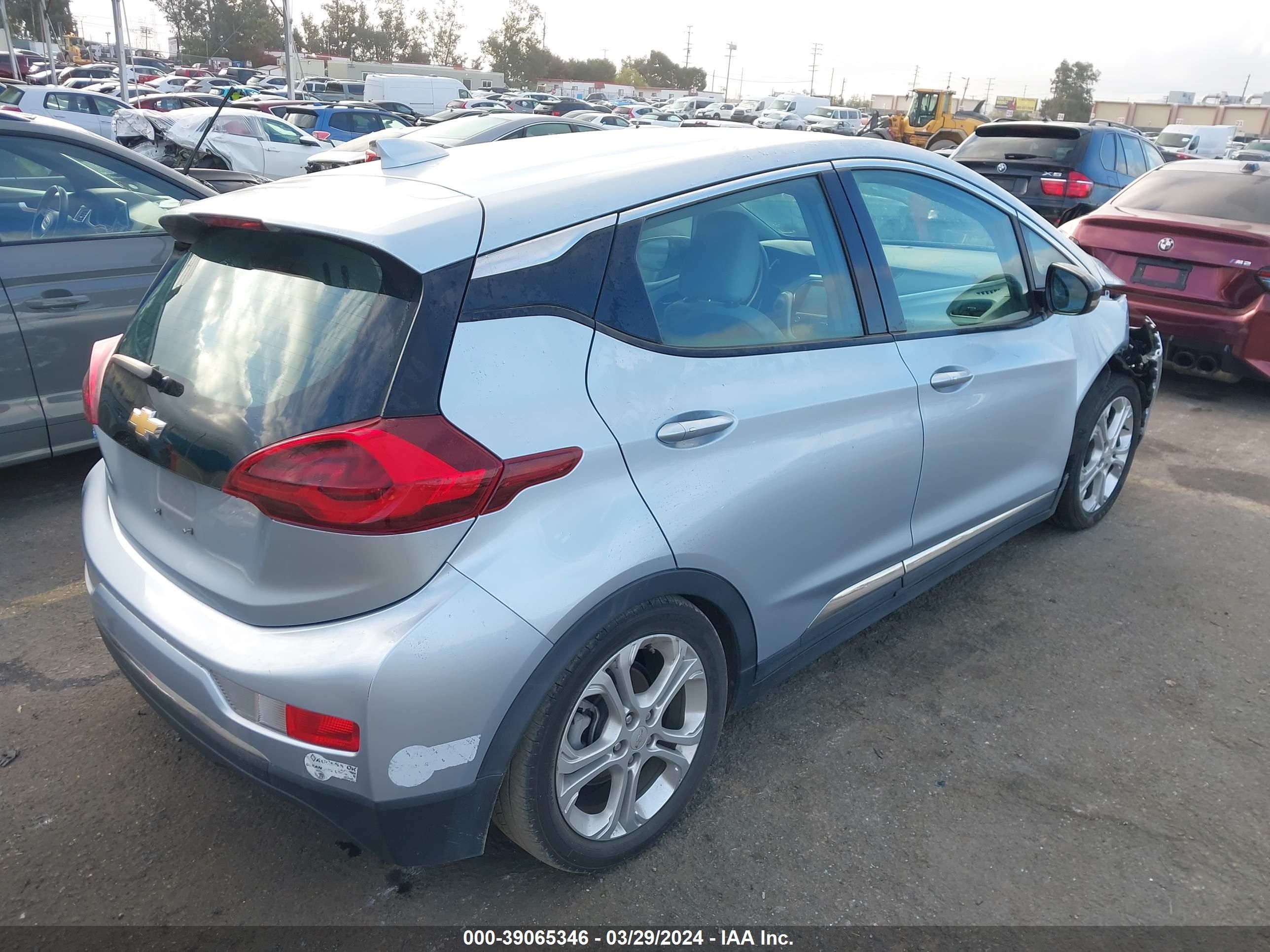 Photo 3 VIN: 1G1FW6S07H4146241 - CHEVROLET BOLT EUV 