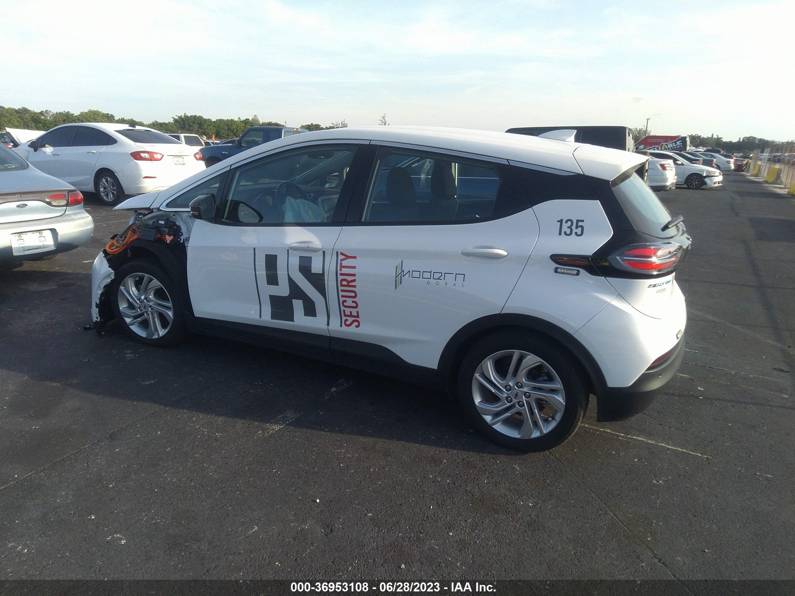 Photo 2 VIN: 1G1FW6S08N4125586 - CHEVROLET BOLT EV 