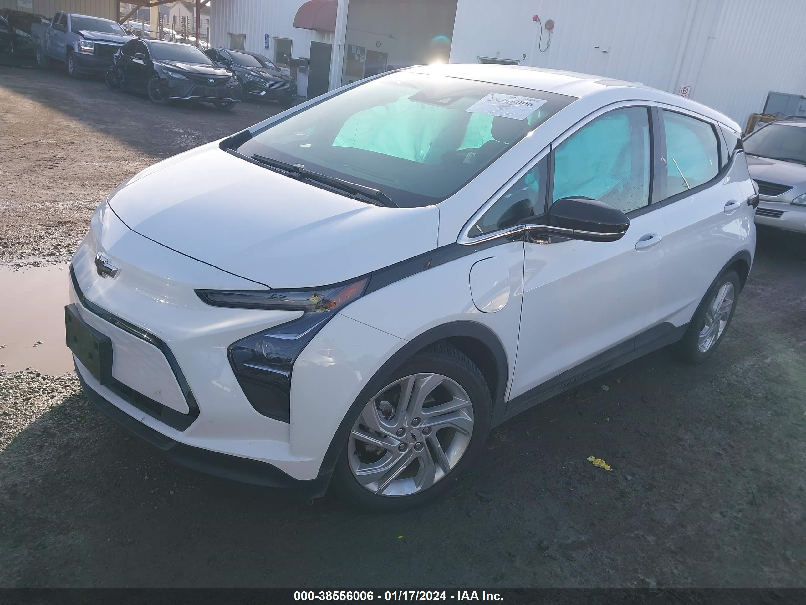 Photo 1 VIN: 1G1FW6S0XN4101239 - CHEVROLET BOLT EUV 